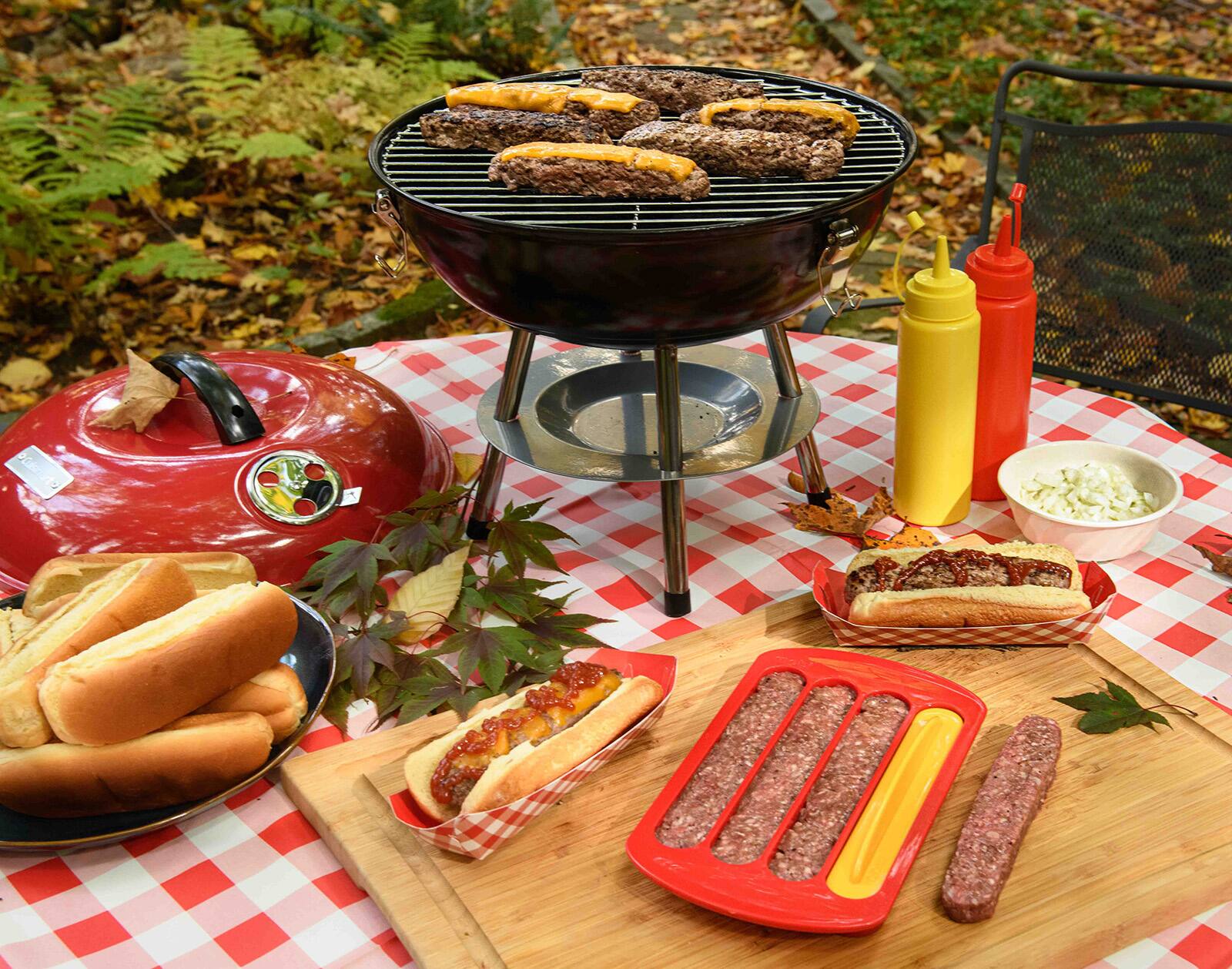 Alt View 4. MOBI - Hot Dog Shaped Hamburger Mold - Red.