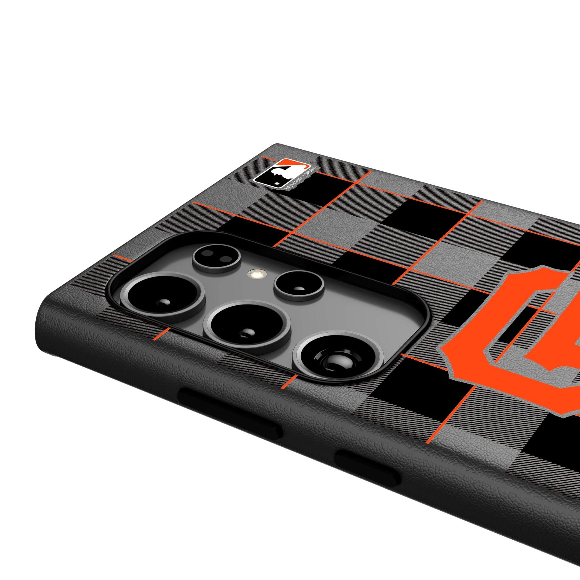 Alt View 3. Keyscaper - San Francisco Giants Plaid Galaxy Magnetic Bump Case - S24 Ultra - Black.