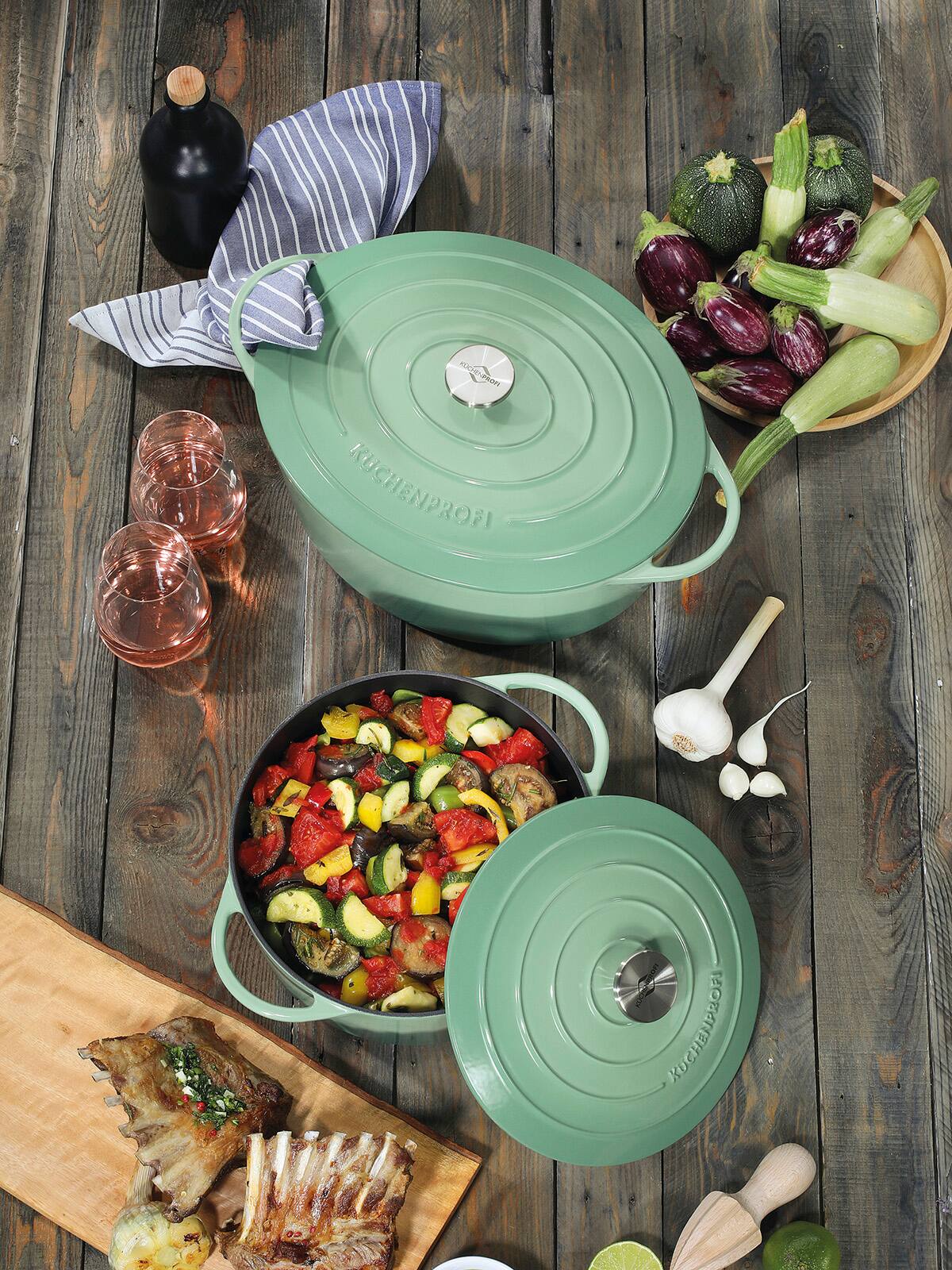Alt View 3. Kuchenprofi - Provence Enameled Cast Iron Oval Dutch Oven, 13" L, 7.4 qt, Jade - Jade.