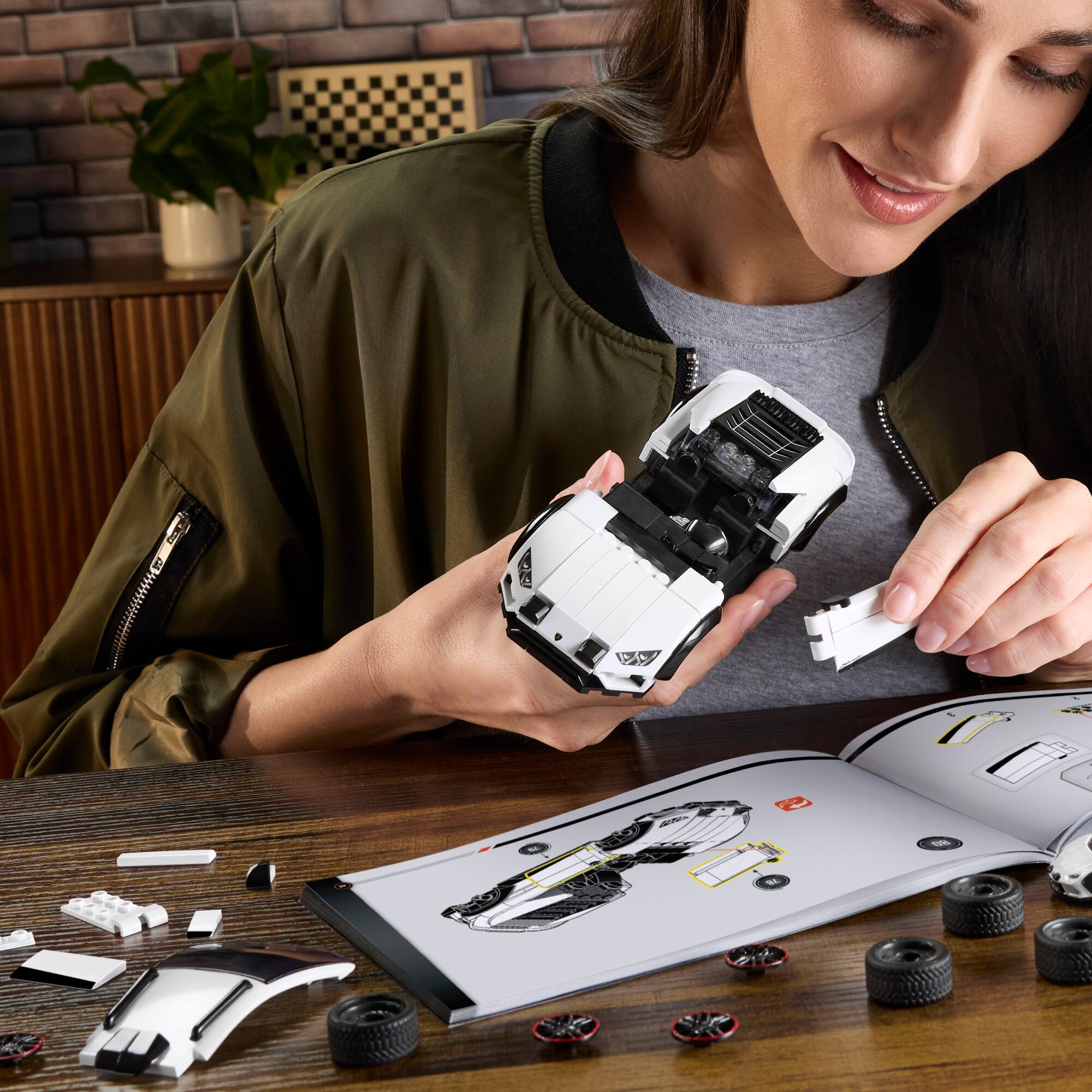 Alt View 3. Mattel Brick Shop - Hot Wheels Lamborghini Huracan Sterrato.