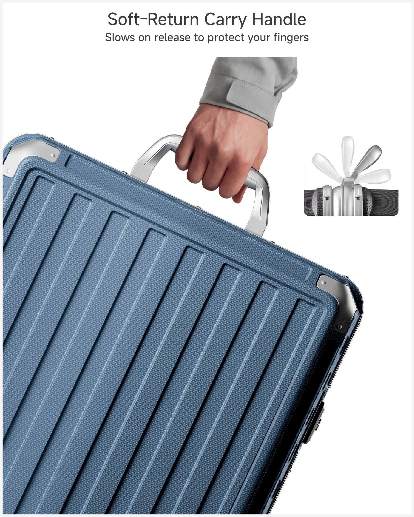 Soft-Return Carry Handle  
Slows on release to protect your fingers