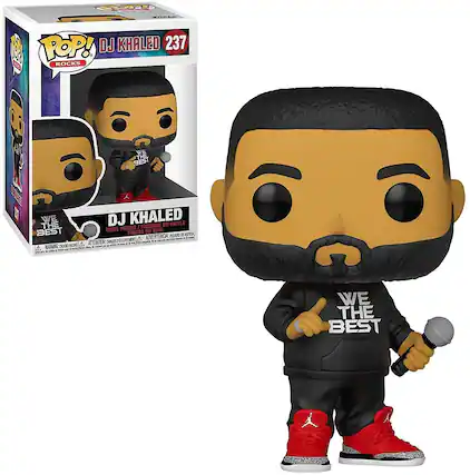 **TOP! DJ KHALED 237 ROCKS**
**DJ KHALED**
**VINYL FIGURE / FIGURINE EN VINYLE / FIGURA DE VINIL**
**WE THE BEST**
**WARNING: CHOKING HAZARD - SMALL PARTS. NOT FOR CHILDREN UNDER 3 YEARS.**
**ATTENTION: PELIGRO DE AHOGO - PIEZAS PEQUEÑAS. NO APTO PARA NIÑOS MENORES DE 3 AÑOS.**
**ADVERTENCIA: RISQUE DE GAGNAGE - PETITES PIÈCES. NE PAS LAISSER JEUER ENFANTS DE MOINS DE 3 ANS.**