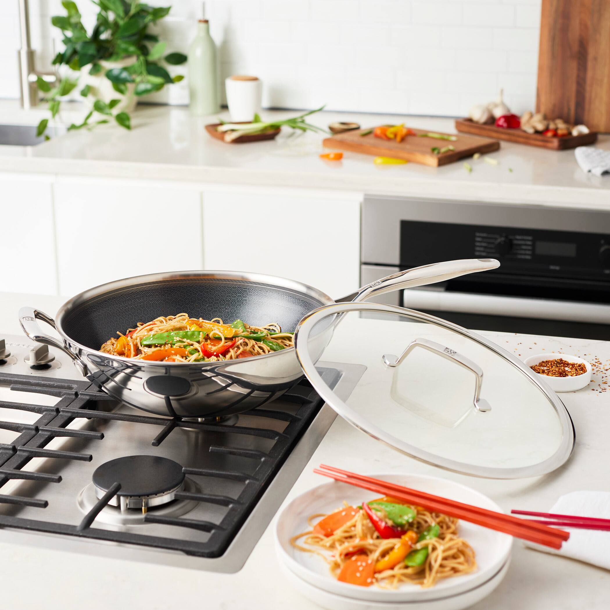 Alt View 8. ZWILLING - ZWILLING Peak 12-inch Stainless Steel Ceramic Nonstick Dual Performance Wok with Lid - Stainless Steel.