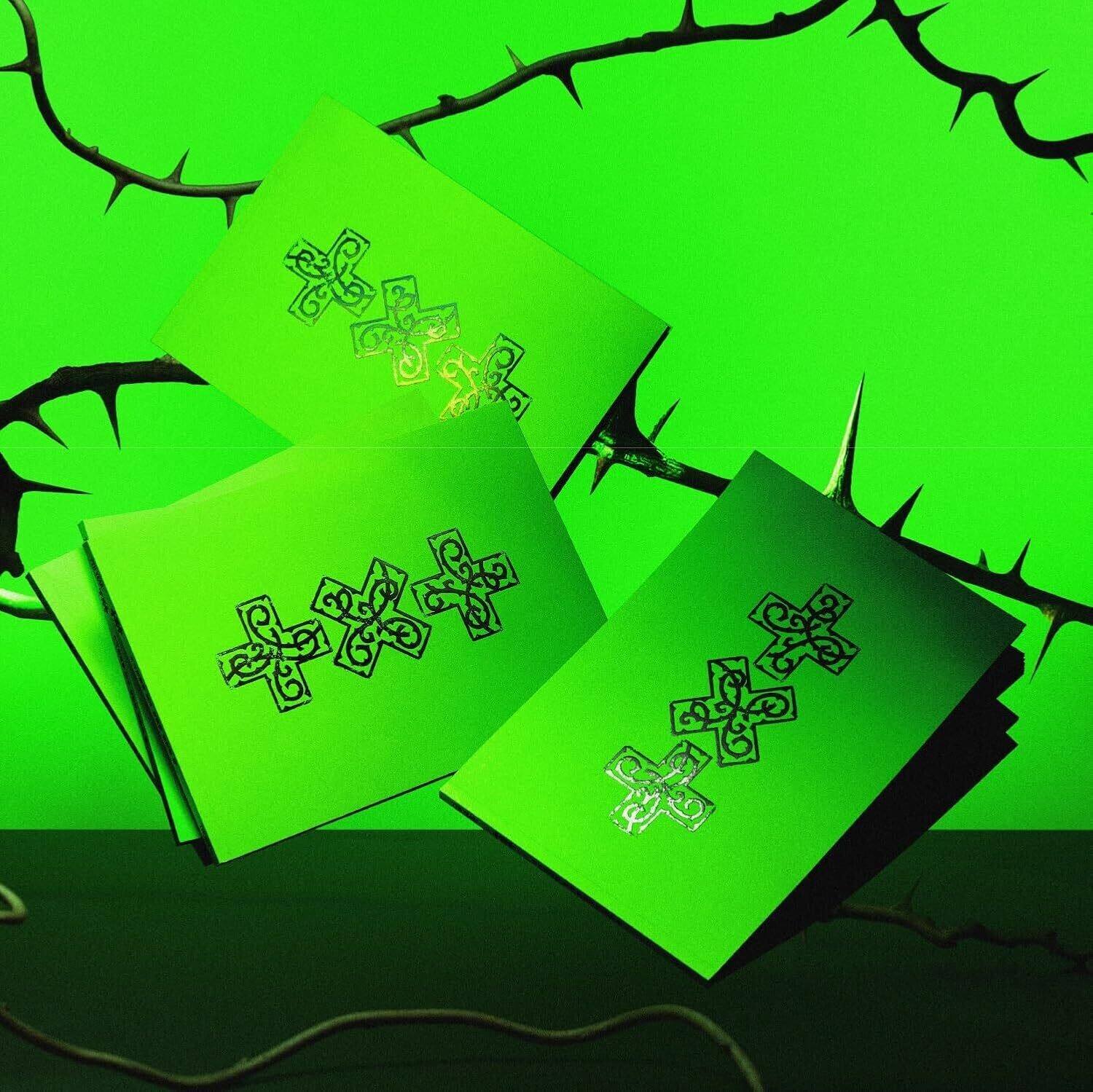 Front. TOMORROW X TOGETHER - 7TH YEAR: A Moment of Stillness in the Thorns  - COMPACT DISCS.