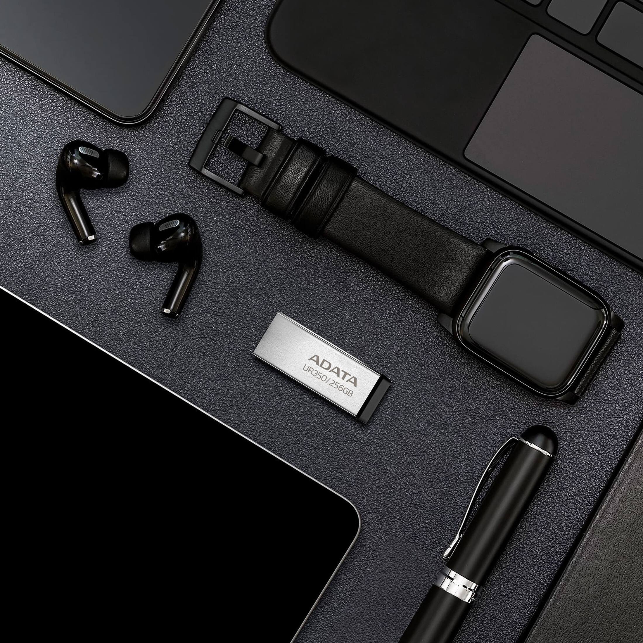UR350 ADATA 256GB