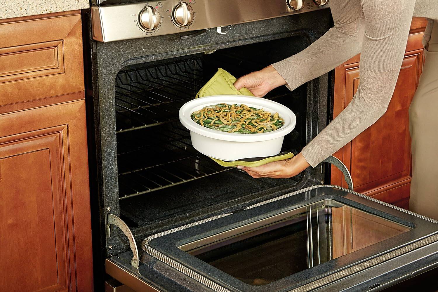Alt View 2. Crockpot - 2.5-Quart Casserole Crock Manual Slow Cooker - White/Blue Pattern.
