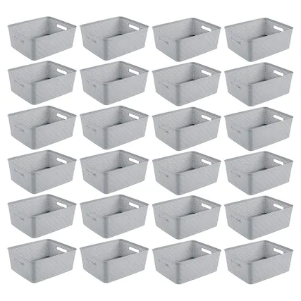 The text on the image is:
"Sow aa GG noca o00 Wo"
This appears to be a mix of letters and numbers. Here is a corrected version:
"Sow a GG noca 00 Wo"