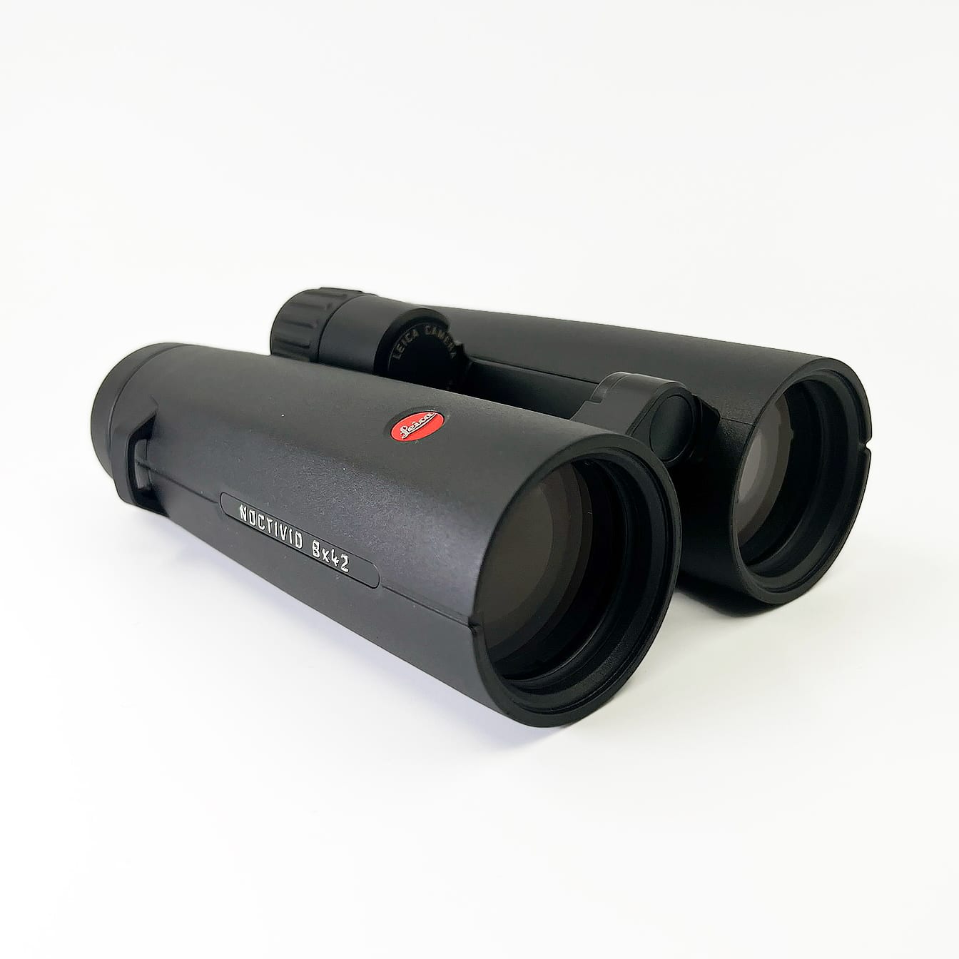 Leica - 8x42 Noctivid Water Proof Roof Prism Binocular with 7.7 Degree Angle of View - Black