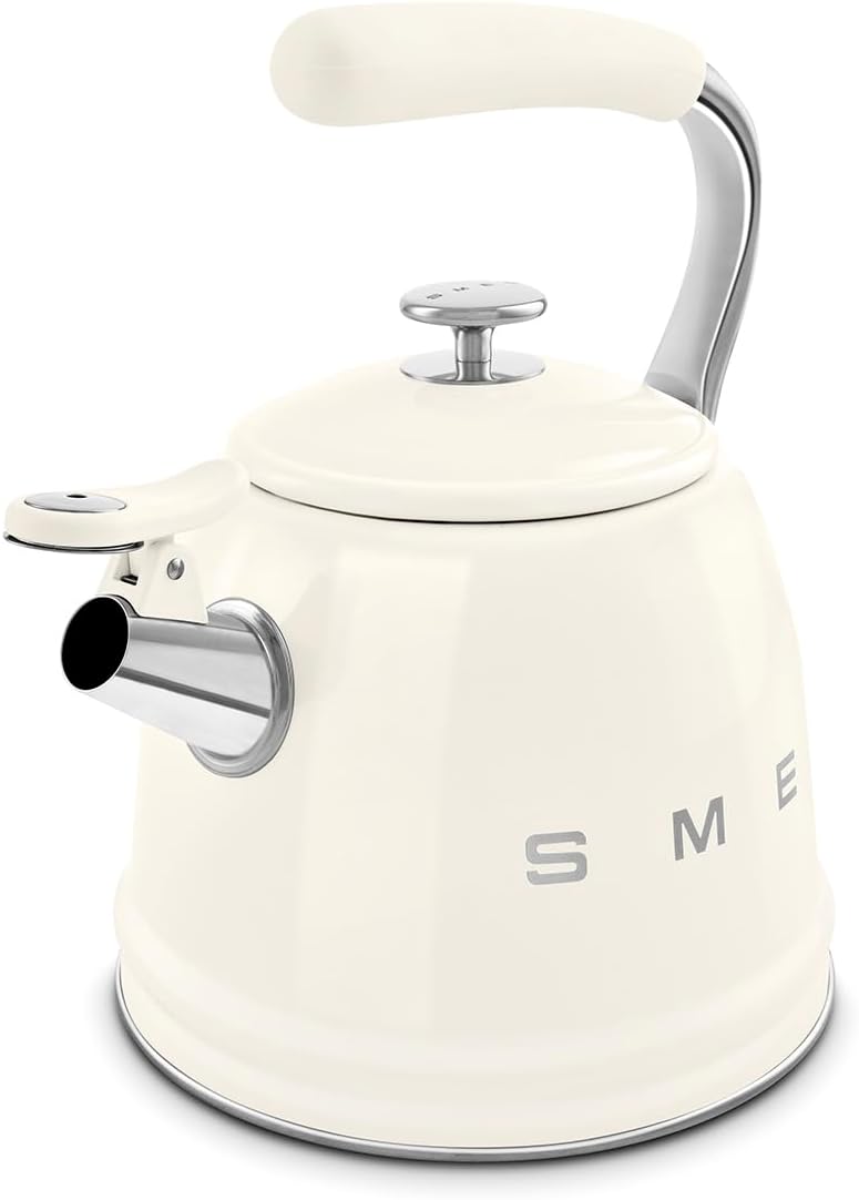 Angle. SMEG - CKLW2001 Whistling Kettle - Cream.