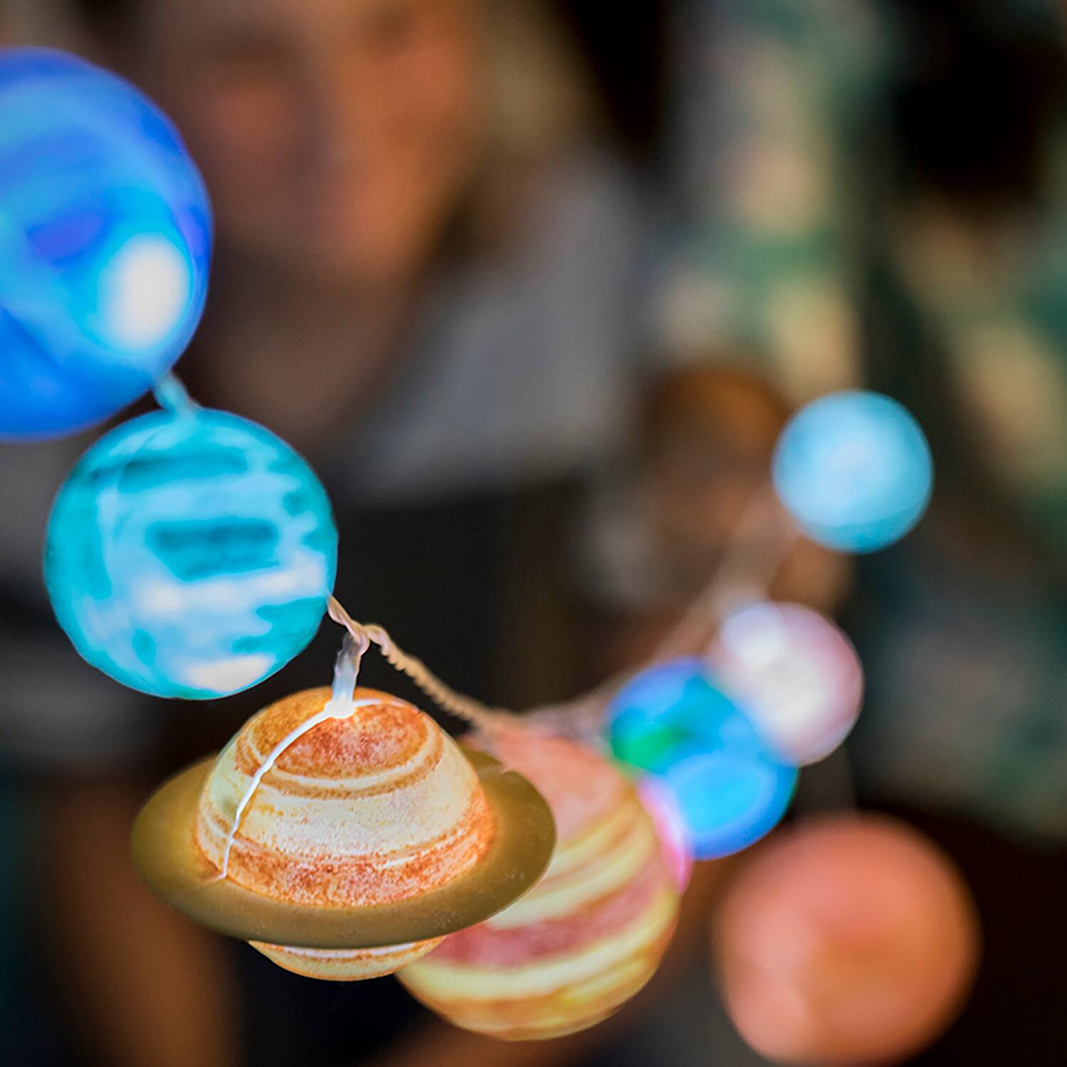 Alt View 2. 4M - 4M: STEAM Powered Kids: Solar System String Lights - Mini Planetarium.