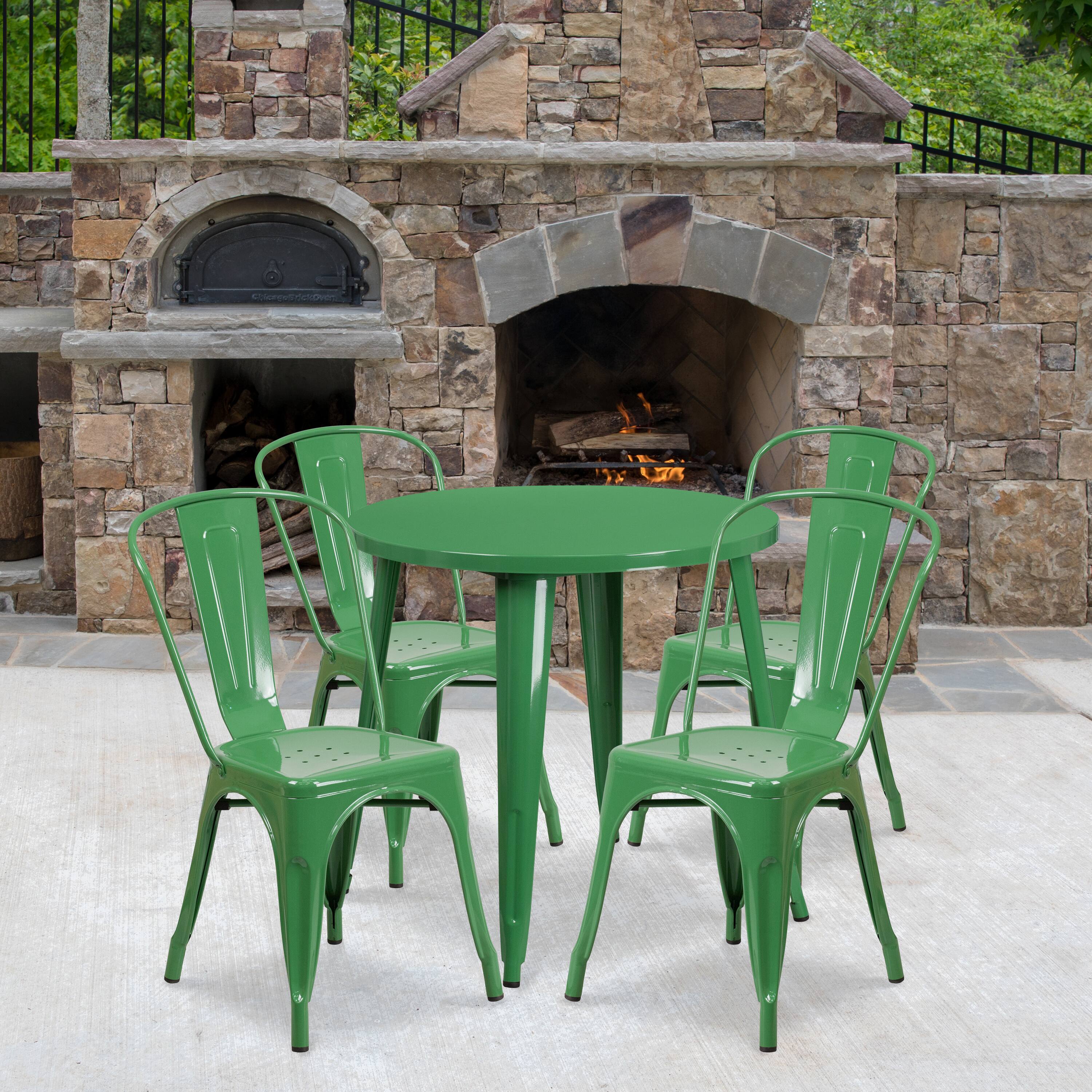 Emma + Oliver - Commercial Grade 30" Round Metal Indoor-Outdoor Table Set with 4 Cafe Chairs - Green