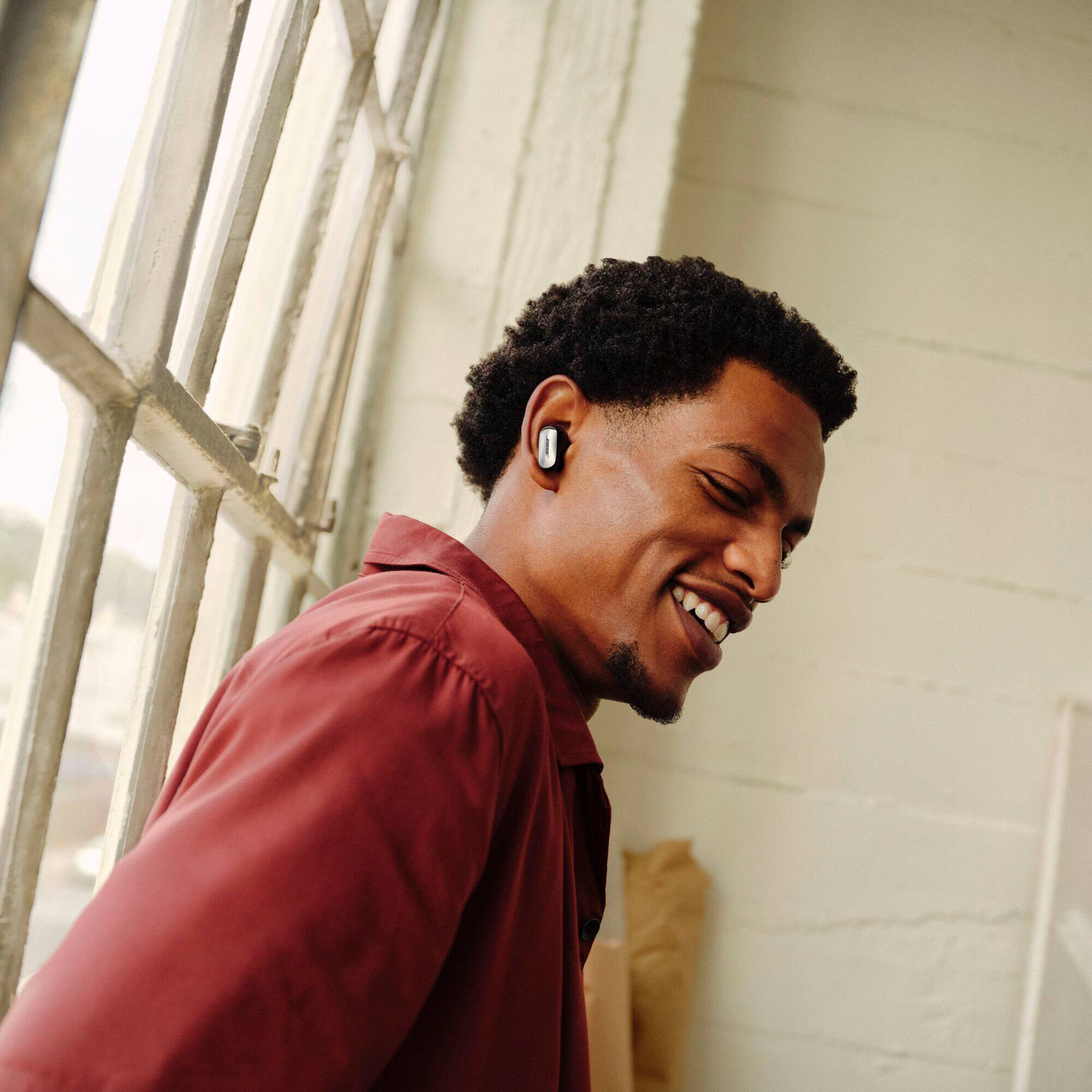 Alt View 4. Bose - QuietComfort Ultra (2nd Gen) True Wireless Noise Cancelling In-Ear Earbuds - Black.