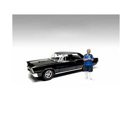 "Hanging Out 3" Figure #3 for 1/24 Scale Models by American Diorama