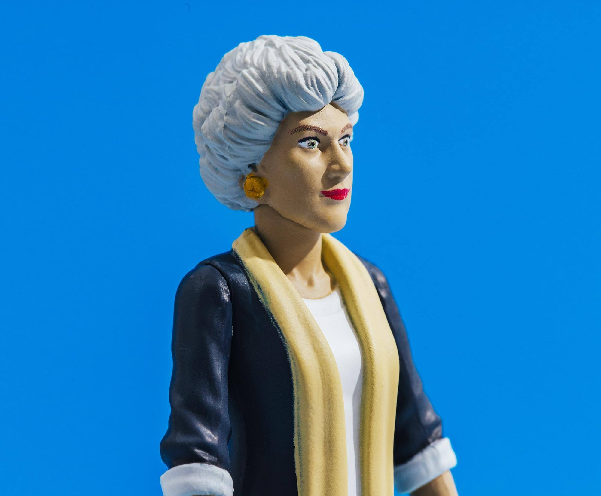 Alt View 5. Toynk - The Golden Girls Dorothy Zbornak 3.75-Inch Retro Action Figure - Multi-Colored.