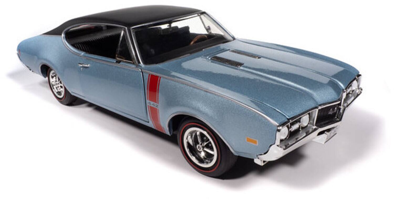 Alt View 4. PopMarket - American Muscle 1968 Oldsmobile Holiday Coupe 442 Hemmings Muscle Machines - Code F Teal Frost 1/18 - COLLECTIBLES - Multicolor.