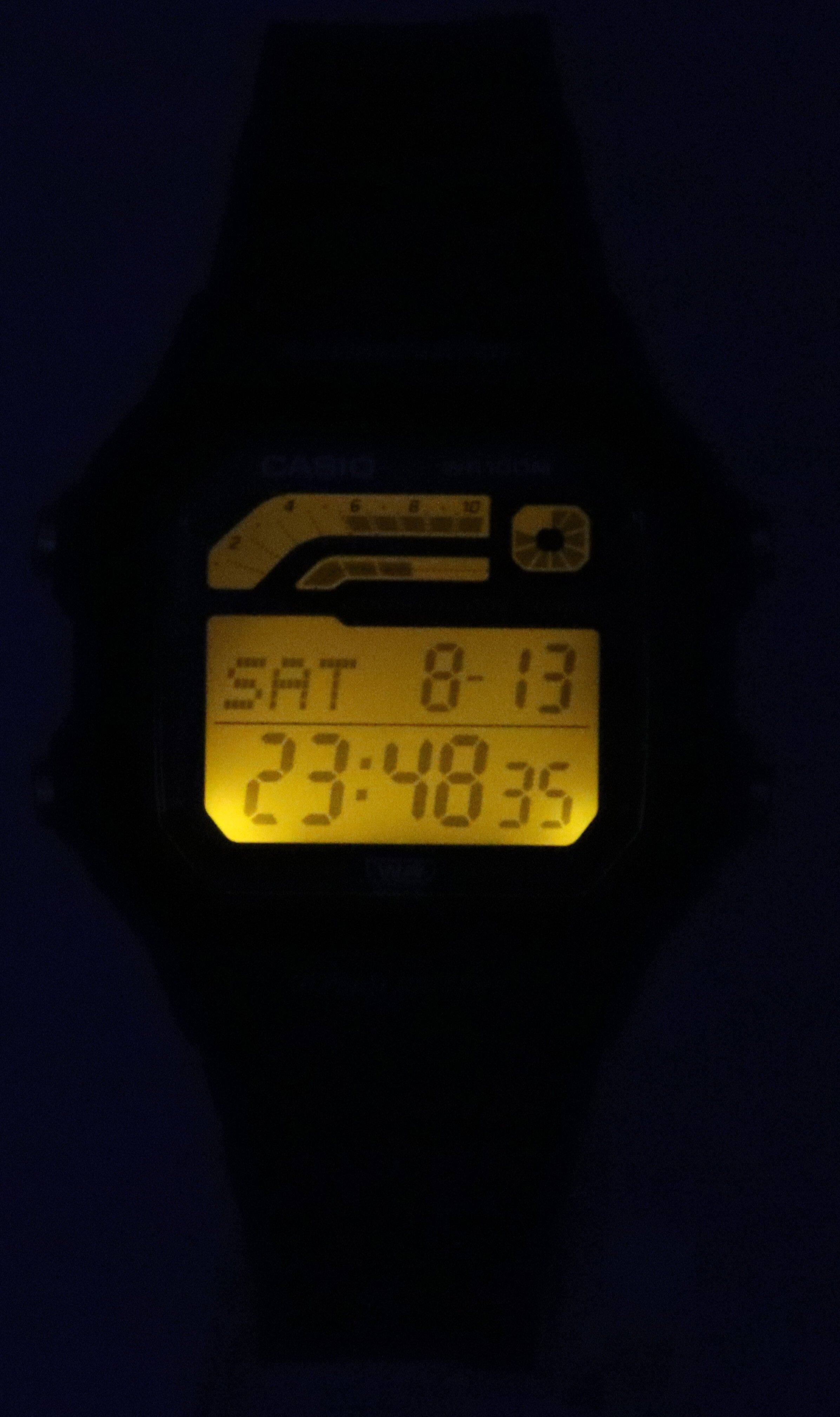 CASIO  
SAT 8-13  
23:48 35