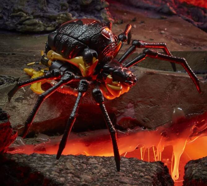 Alt View 7. Hasbro - Transformers Generations War For Cybertron Kingdom Action Figure | Blackarachnia - Gold.