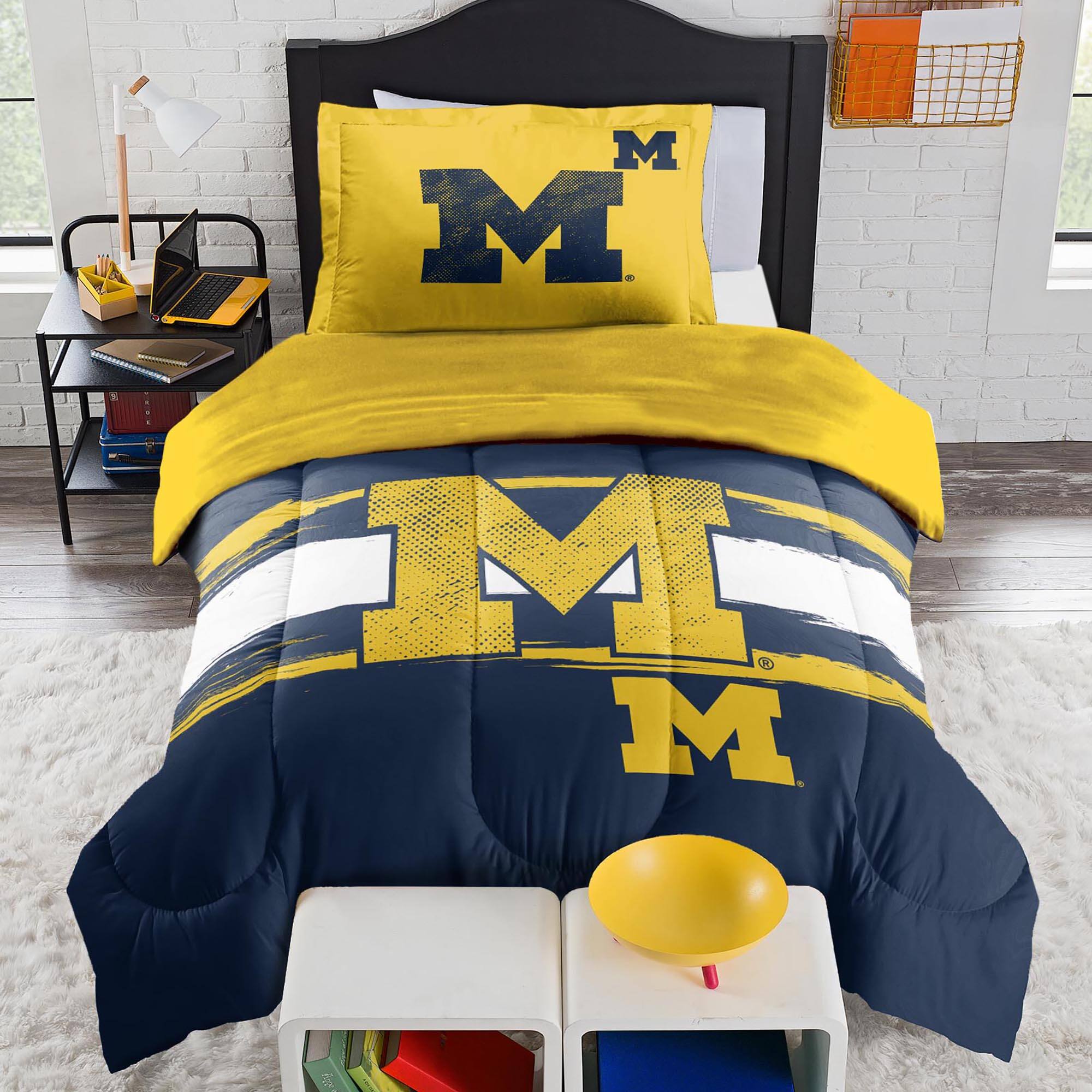 Sweet Home Collection - NCAA Michigan Wolverines Comforter & Pillow Sham Set- Twin/Twin XL - Multicolored