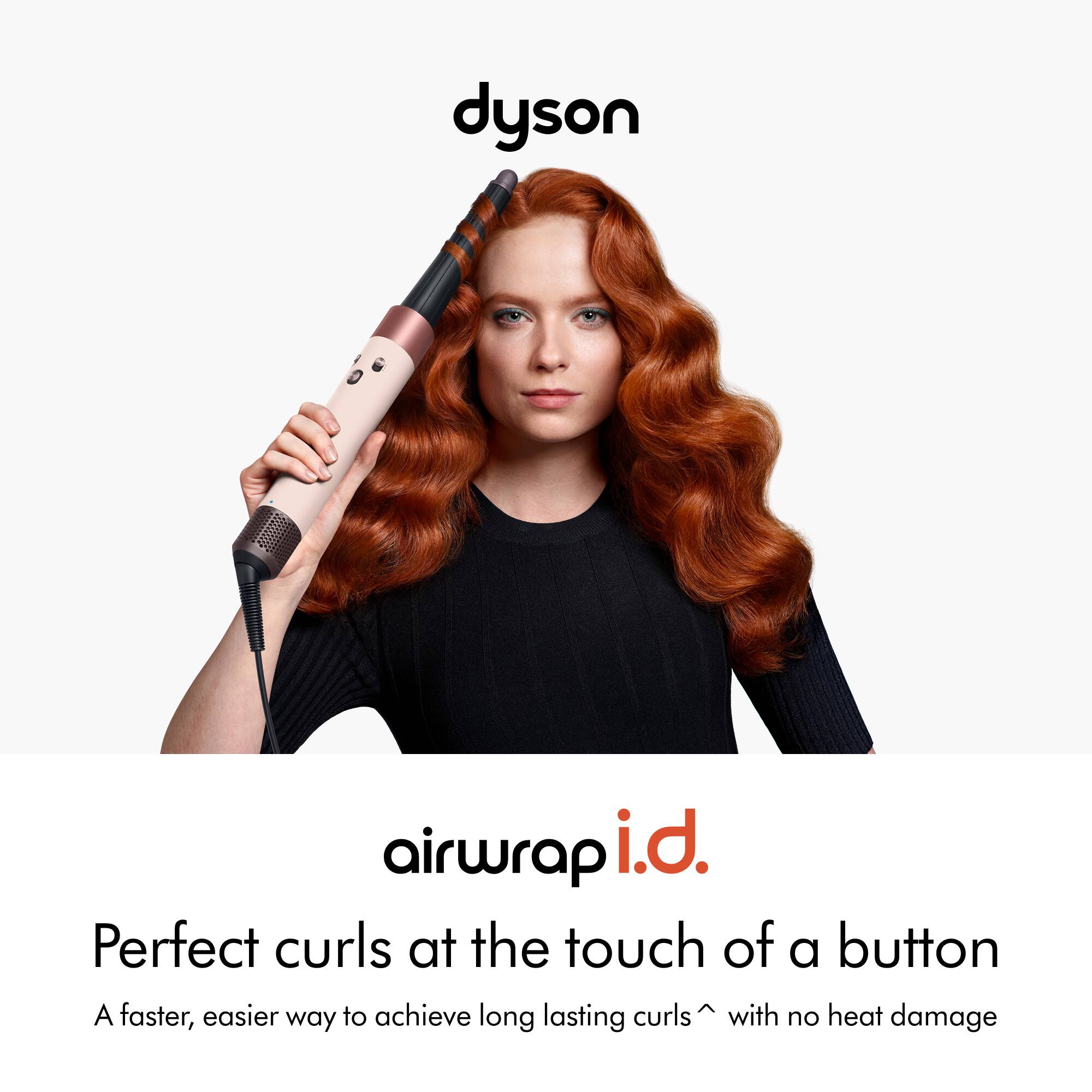 dyson

airwrap i.d.

Perfect curls at the touch of a button

A faster, easier way to achieve long lasting curls with no heat damage