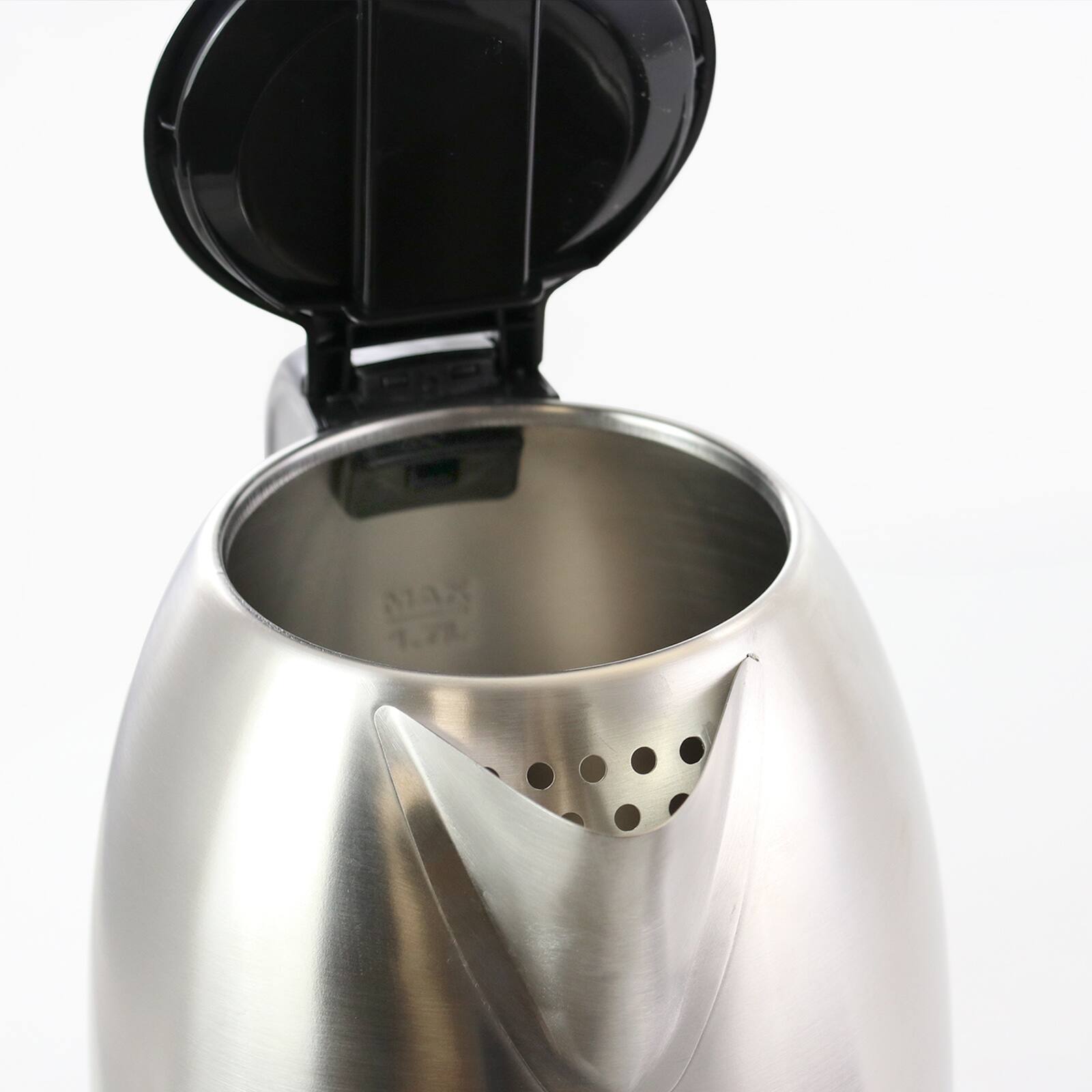 Alt View 1. Better Chef - Better Chef 1.7 L Cordless Stainless Steel Electric Tea Kettle - Silver.