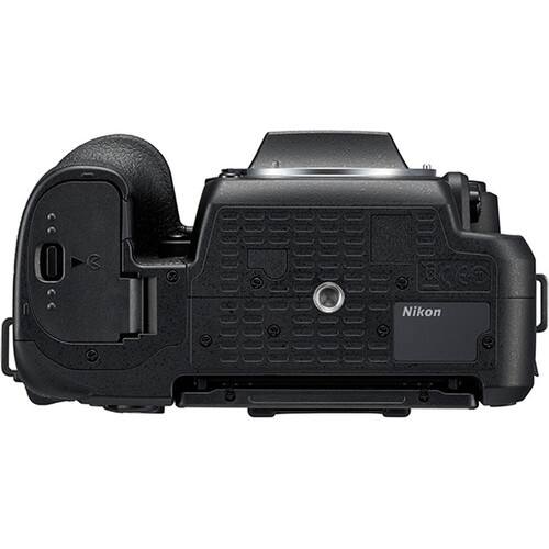 Alt View 4. Nikon - Nikon D7500 DSLR Camera Body Only 1581  - Basic Bundle - Black w/ Basic Bundle.