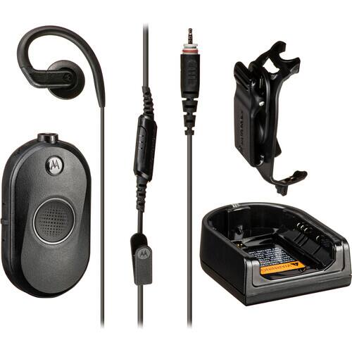 Angle. Motorola - Motorola CLP1080e 8-Channel Two-Way UHF Business Radio (CLP1080E) (2-Pack) - Black.