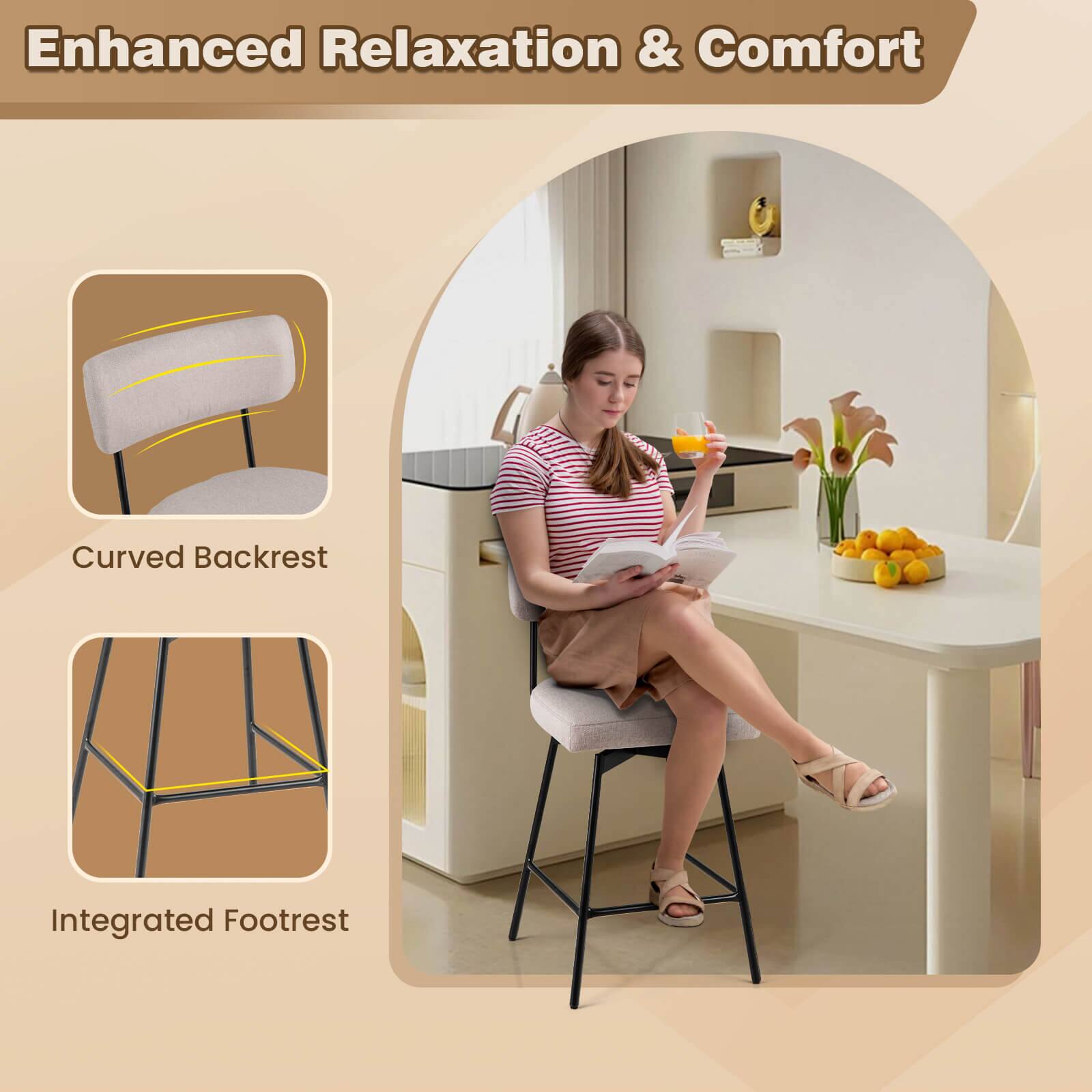 Enhanced Relaxation & Comfort

Curved Backrest

Integrated Footrest