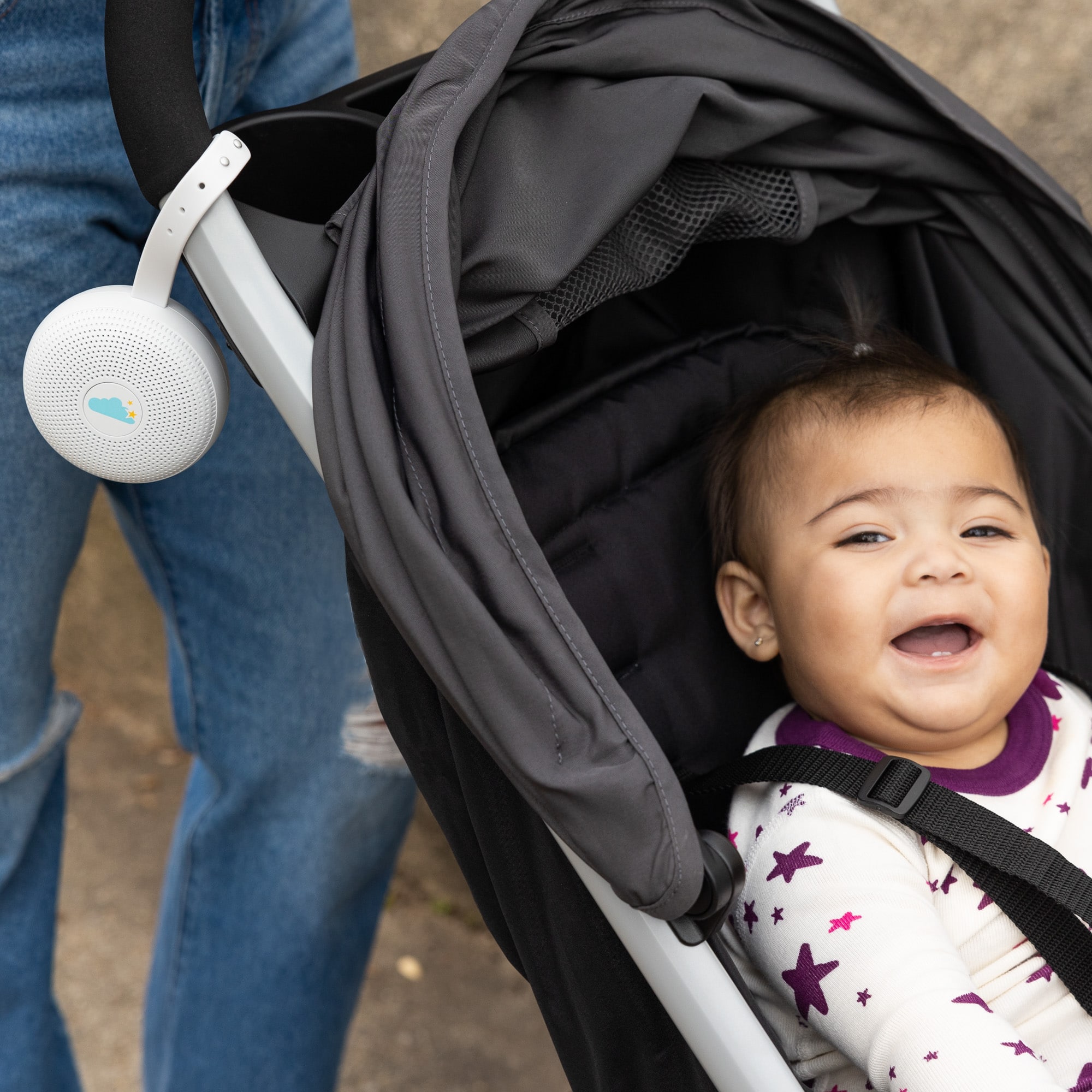 Alt View 5. Yogasleep - Yogasleep Hushh+ Travel Sound Machine - White.