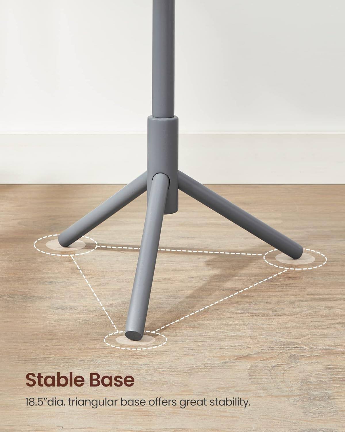 Stable Base  
18.5" dia. triangular base offers great stability.