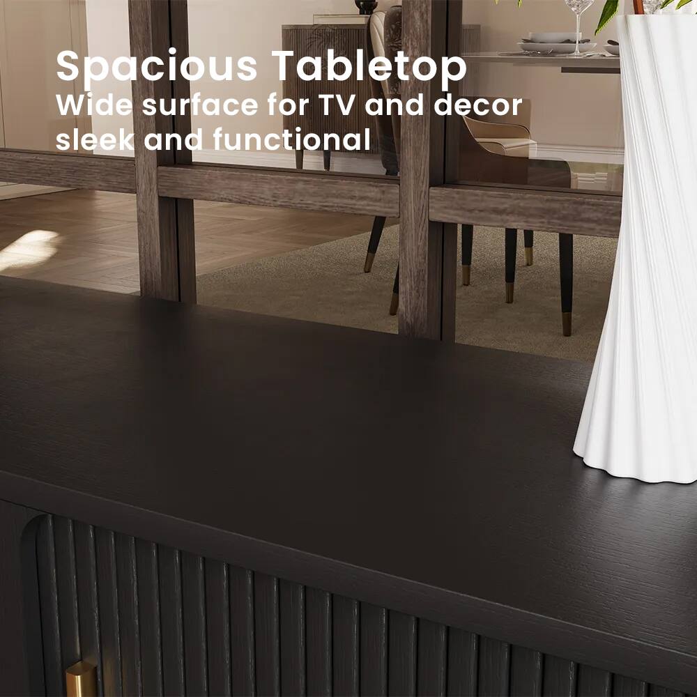 Spacious Tabletop  
Wide surface for TV and decor  
sleek and functional