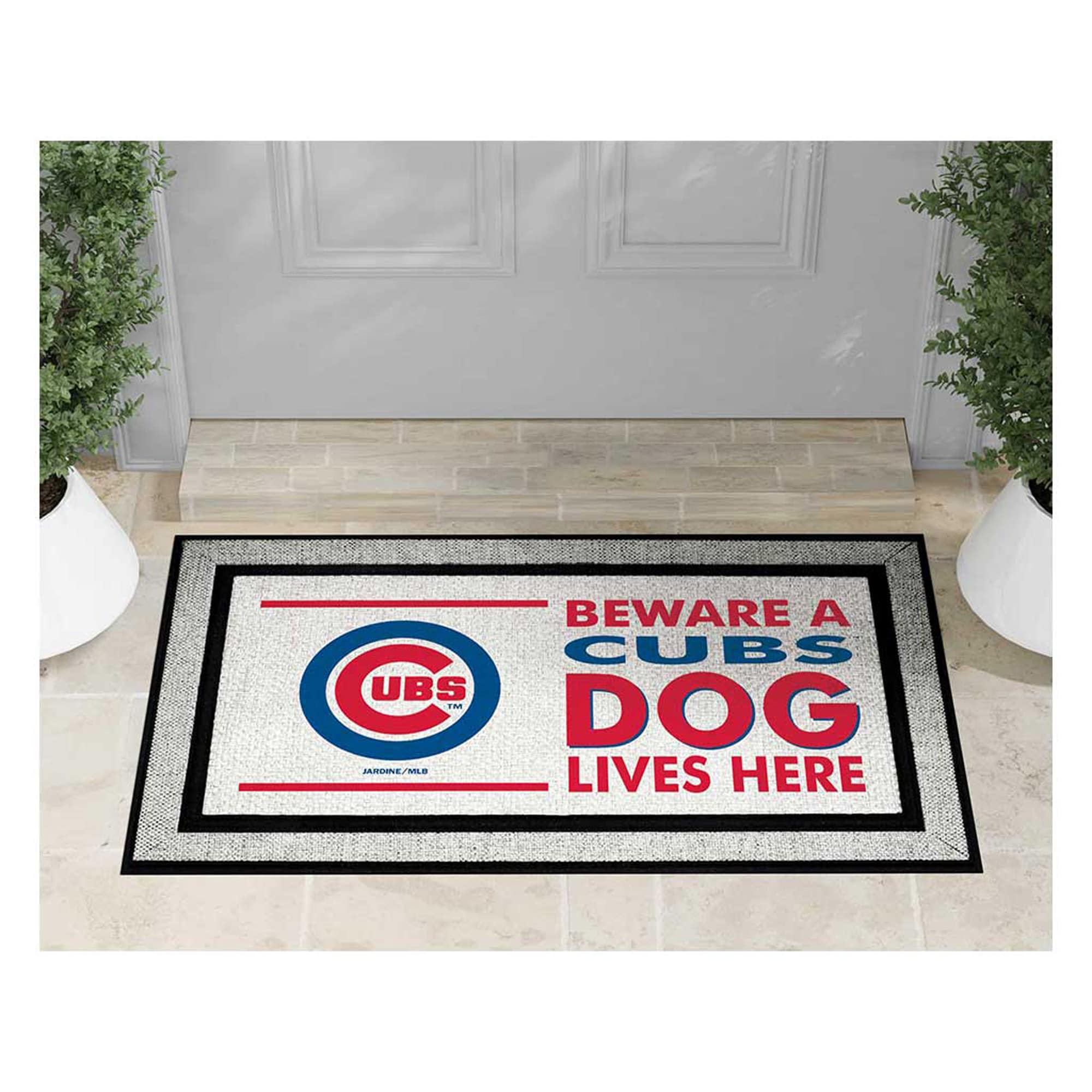 BEWARE A CUBS DOG LIVES HERE