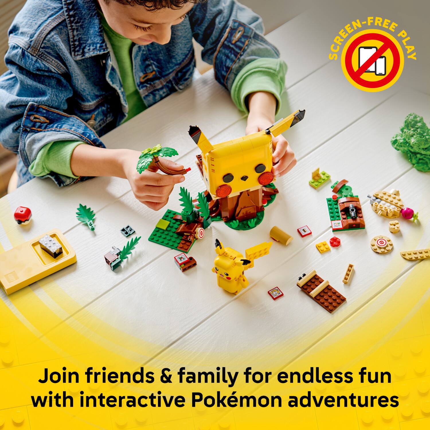SCREEN-FREE PLAY

Join friends & family for endless fun with interactive Pokémon adventures