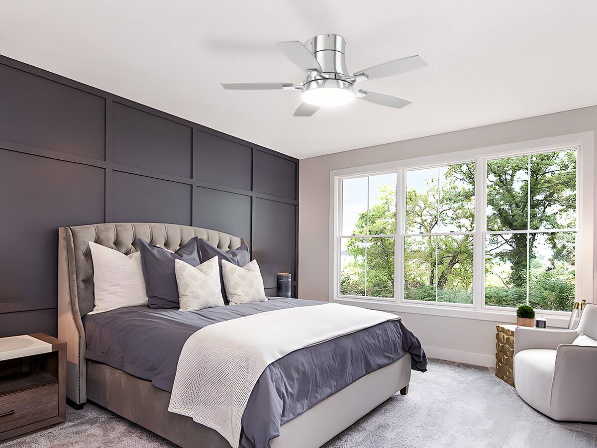 Left. Siljoy - 42 Inch Silver Low Profile Flush Mount Ceiling Fan with Light and Remote Reversible Dimmable for Bedroom Living Room - Silver.