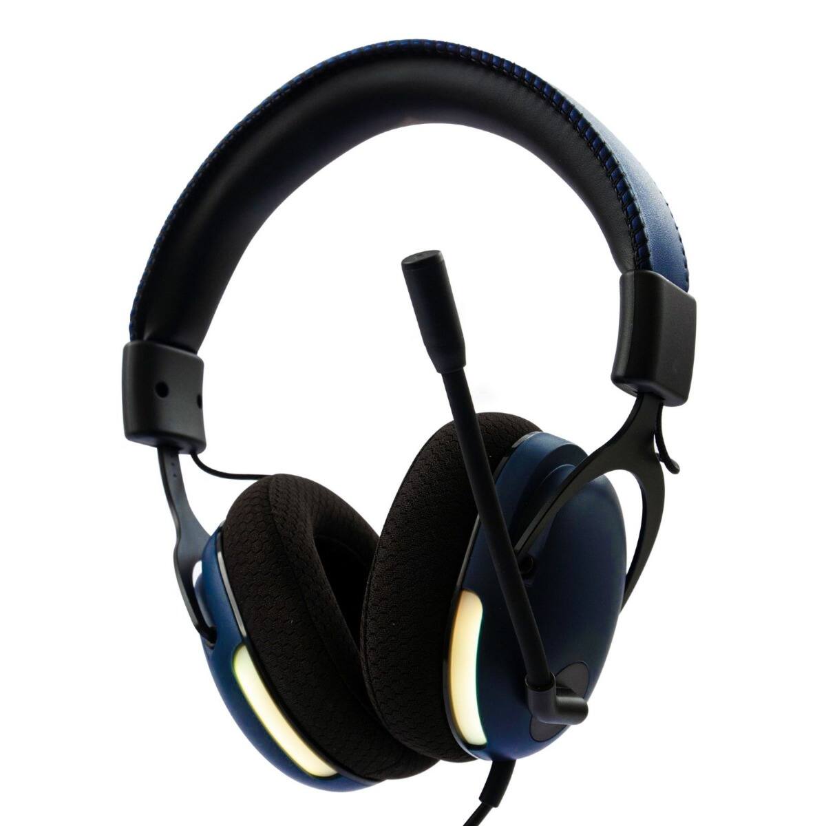 Alt View 1. RadioShack - Gaming Headphones 3.5mm and USB-A with Microphone, 40mm Drivers, Black - Black.