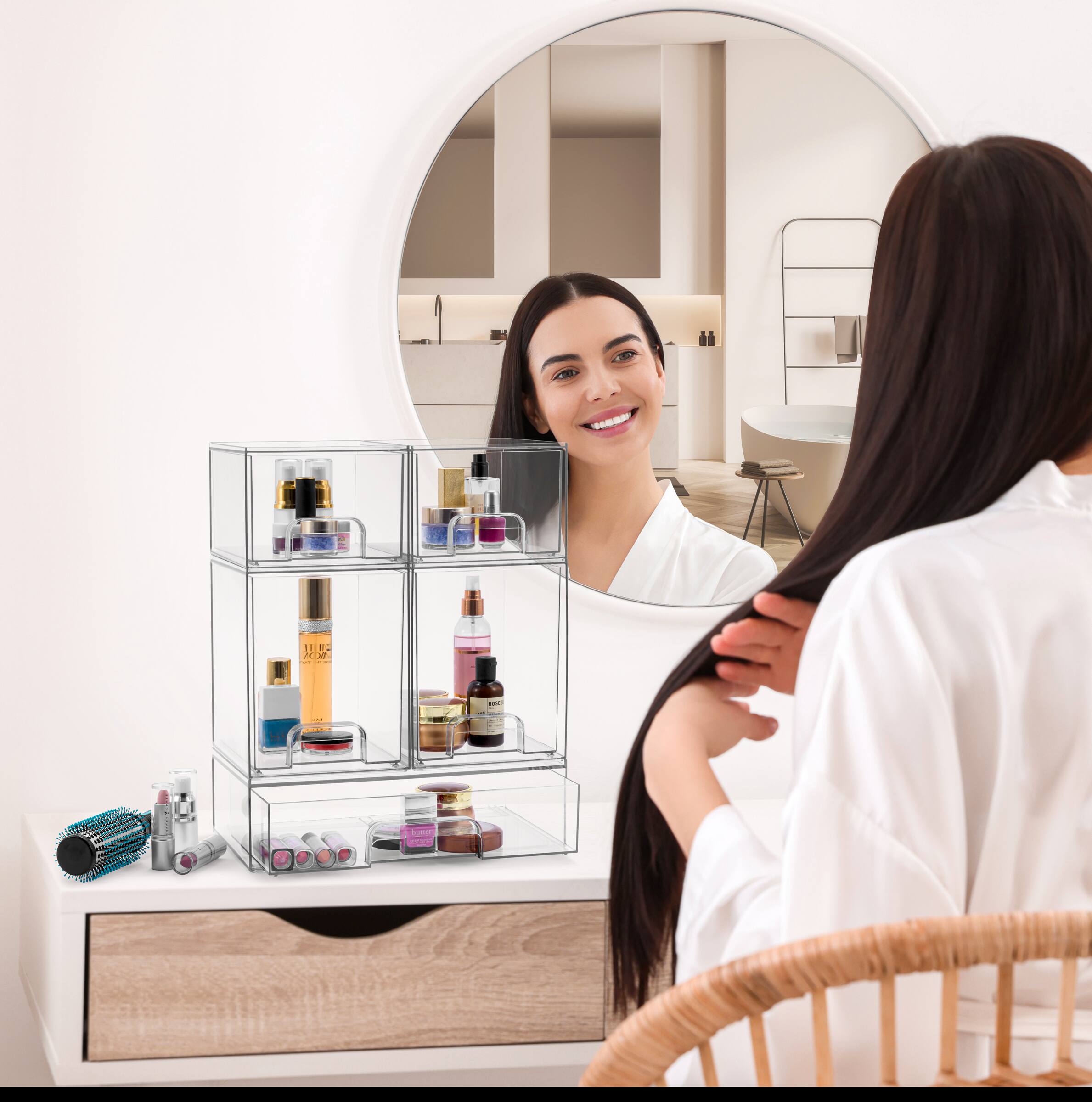 Left. Sorbus - Sorbus 4 Piece (7.6’’ and 4.4’’ Tall) Makeup Organizer Case with Pull-Out Drawers - Clear.