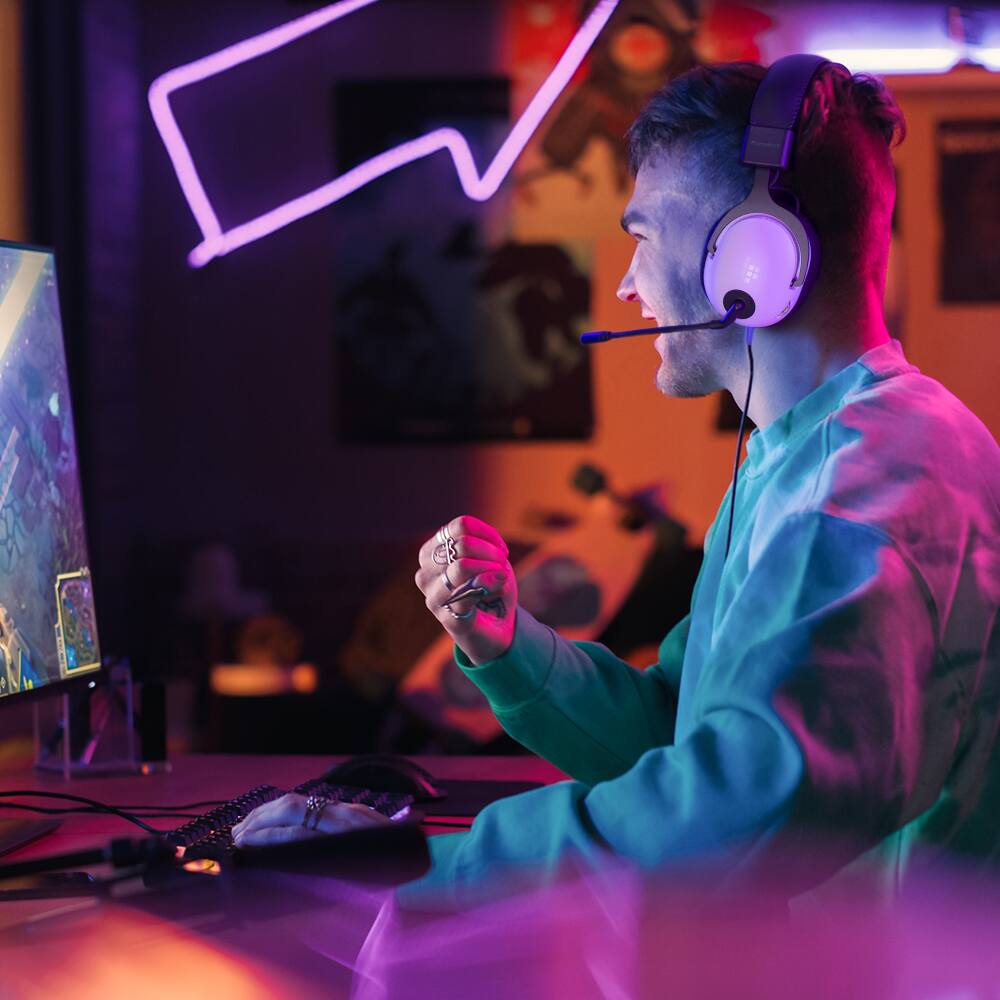 Alt View 11. Tronsmart - Multiplatform Gaming Headset with 3.5mm Wired Connection for Nintendo Switch 2, PlayStation, Xbox, PC & Mobile - PS4/PS5/White/Blue.