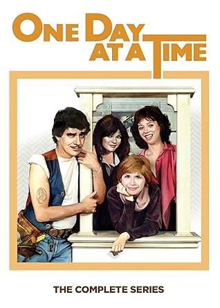 Angle. One Day at a Time: The Complete Series [DVD].