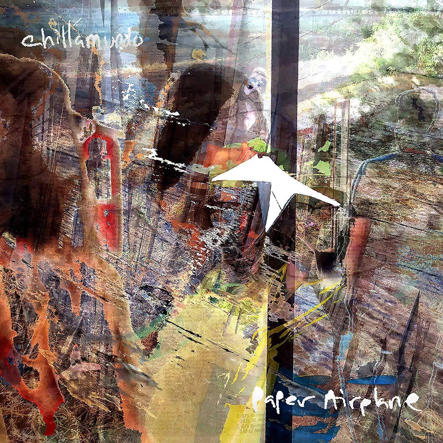 chillamundo  
Paper Airplane