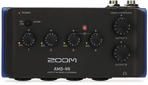 POWER  
MIC LINE  
GUITAR  
SIG 1  
SIG 2  
SIG 3  
SIG 4  
MUSIC & STREAMING  
OUTPUT A  
OUTPUT B  
ZOOM  
AMS-44  
AUDIO LT for MUSIC & STREAMING