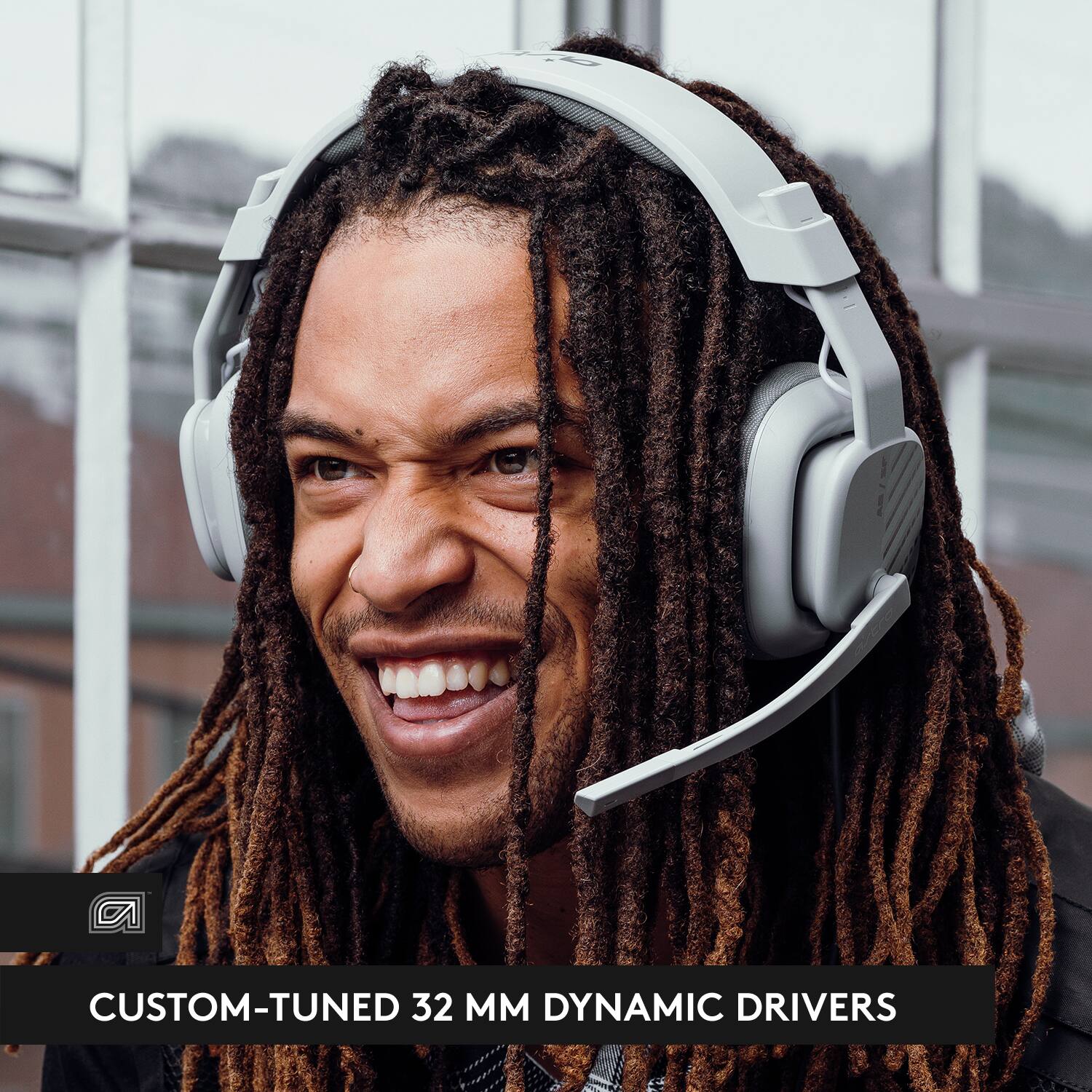 Custom-tuned 32 dynamic drivers.