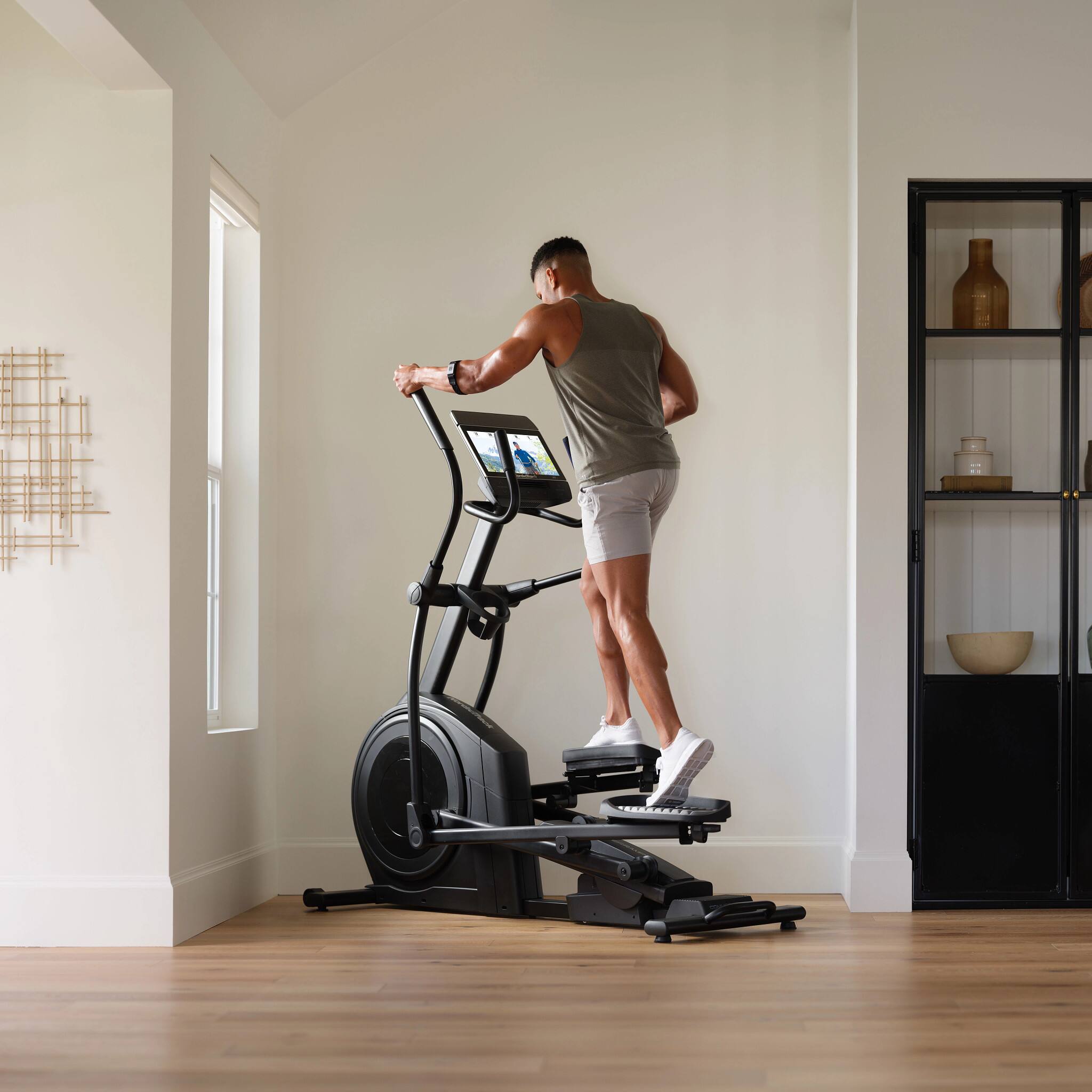 Alt View 4. NordicTrack - NordicTrack Airglide 14i - Black.