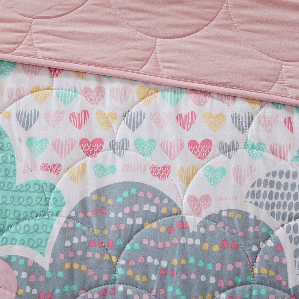Alt View 5. Gracie Mills - Gracie Mills Eowyn Whimsical Cloud 5-Piece Reversible Cotton Quilt Set with Decorative Pillows - Pink.