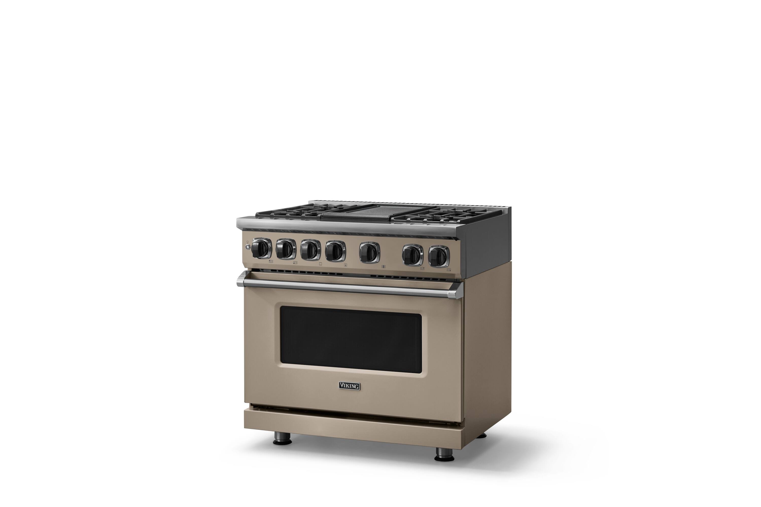 Angle. Viking - 36 in. Wide 4 Burner Dual Fuel Sealed Burner Range with Griddle - Nantucket.
