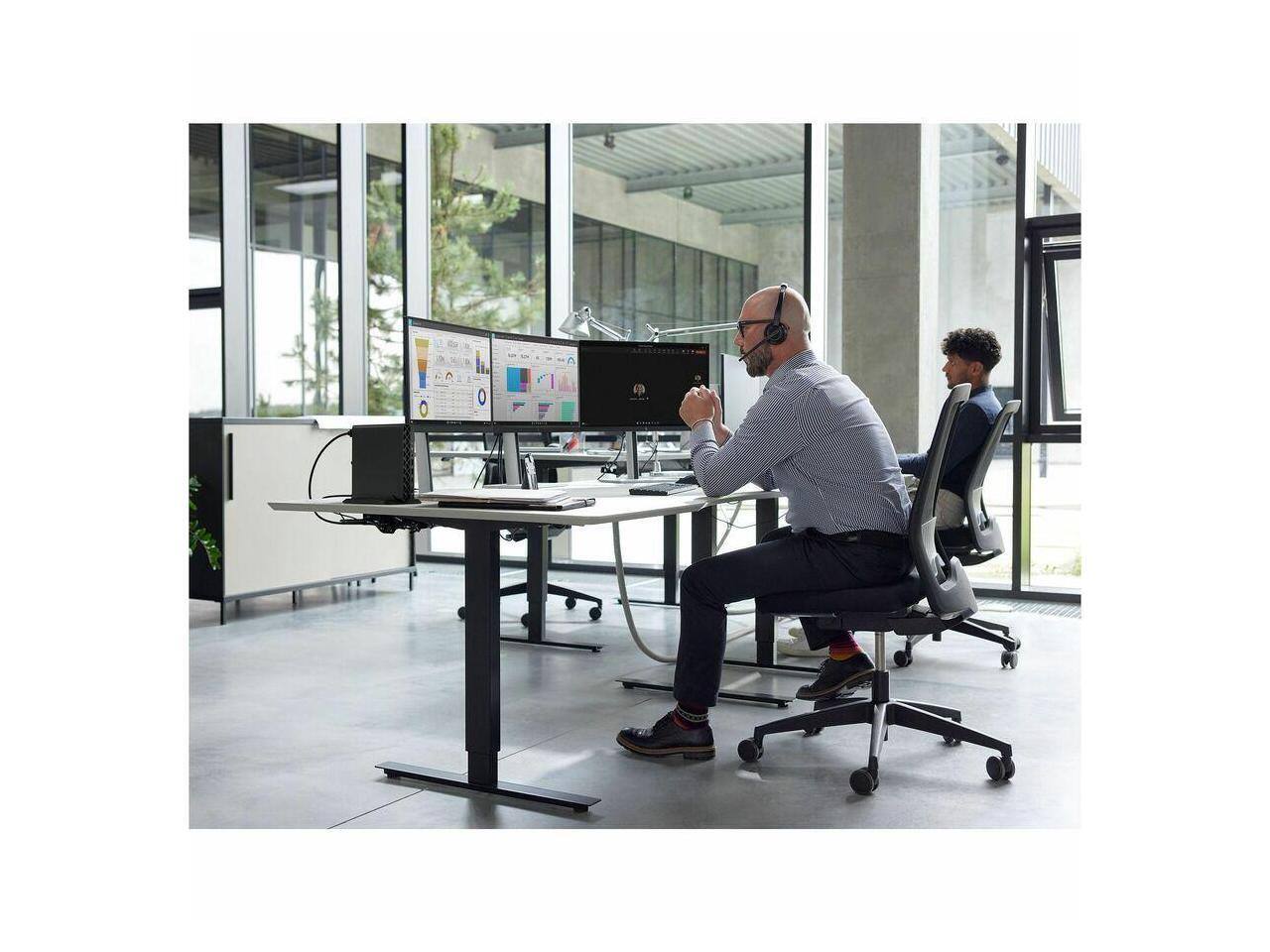 Alt View 3. HP - HP ProDesk 4 G1i Mini PC - Intel Core Ultra 7 265T - vPro - 16GB - 256GB SSD - Intel Q870 - Win 11 Pro - Wi-Fi 6 - 90W - Black.