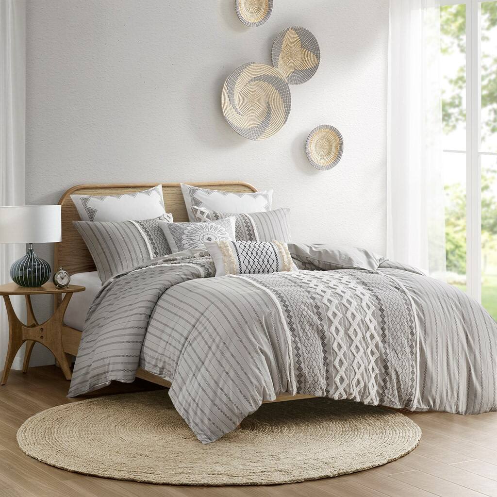 Alt View 1. Gracie Mills - Gracie Mills Modesto Printed Cotton Comforter Set with Chenille - Gray.