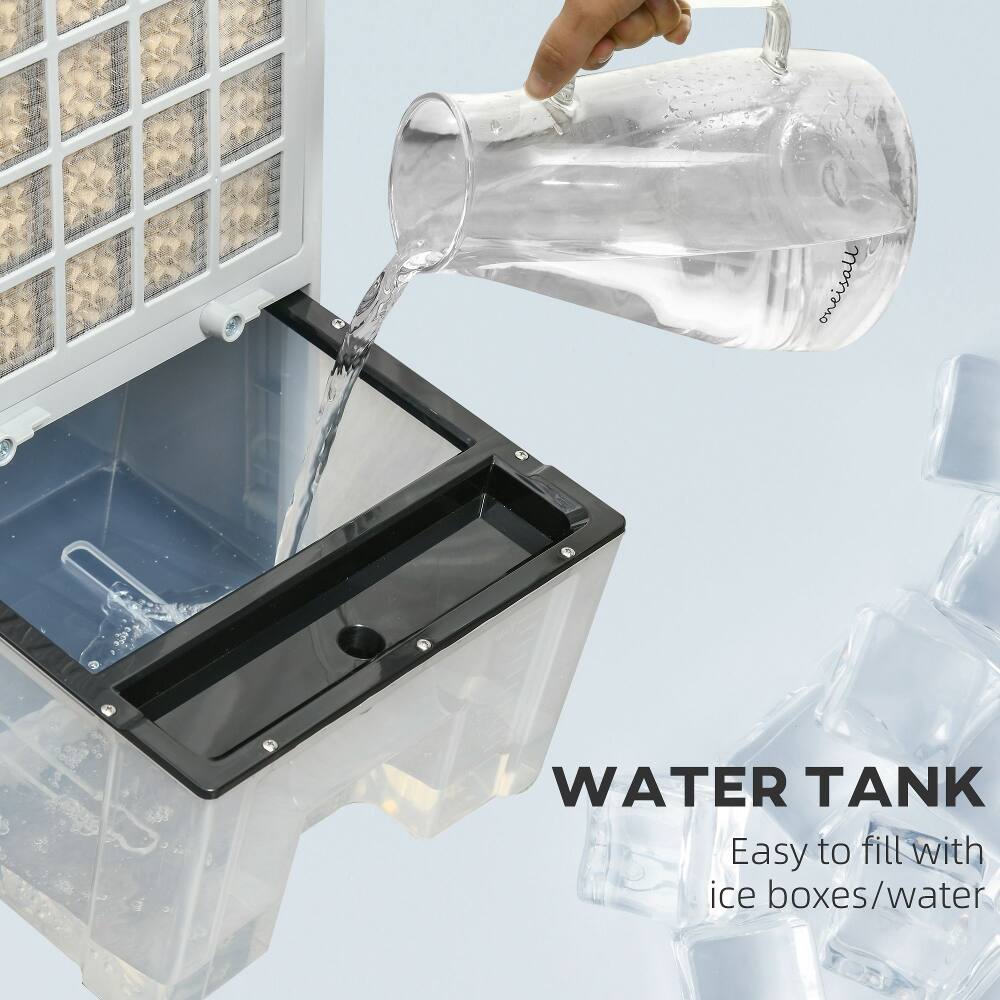 WATER TANK  
Easy to fill with ice boxes/water