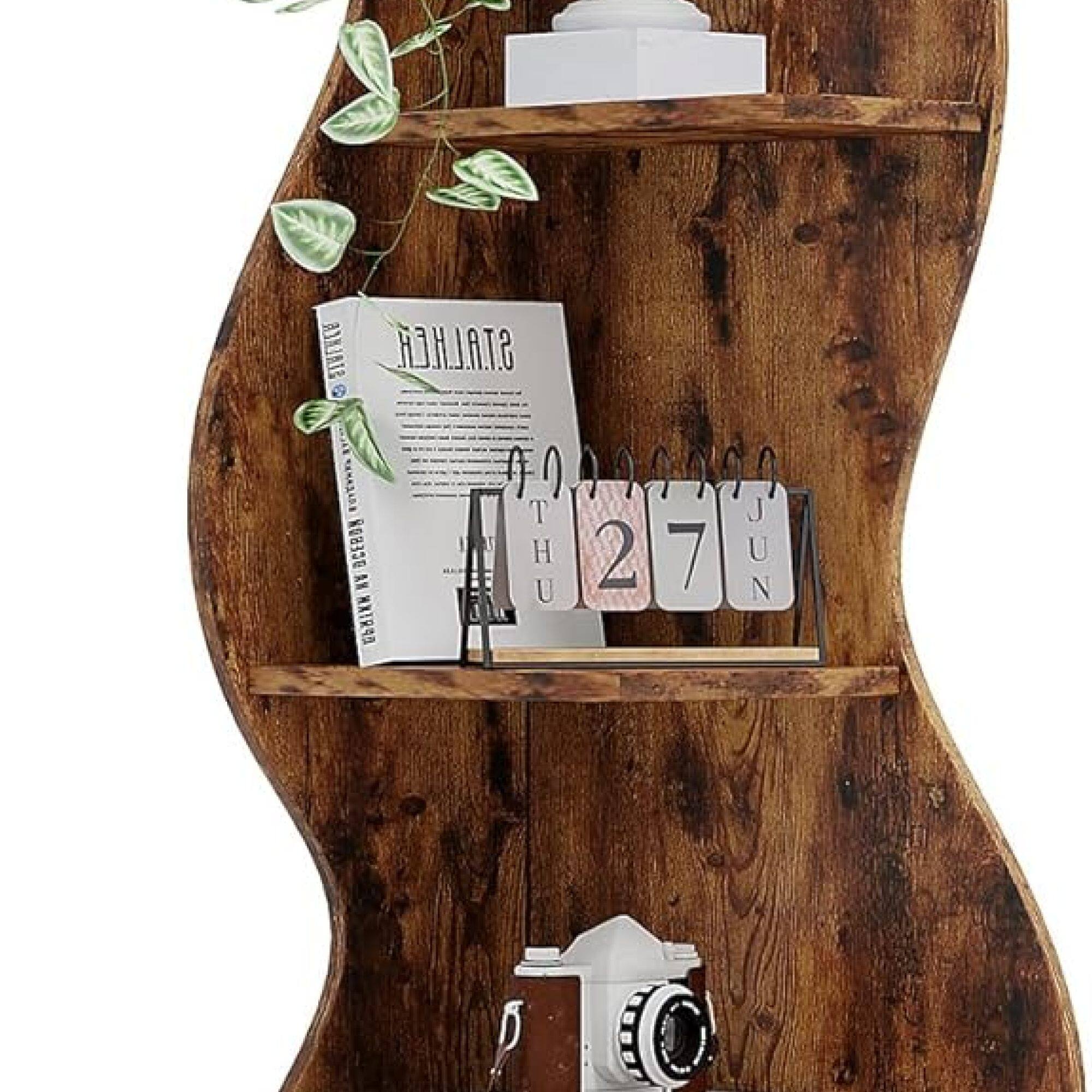 Sure, here is the corrected and grouped text from the image:

- "ADMIAS OHJA"
- "AeipanA T 3 : 2 7 JUN U AN N XT"
- "THU 27 JUN"
- "REKLATE"
- "ERIK IN DECKS"