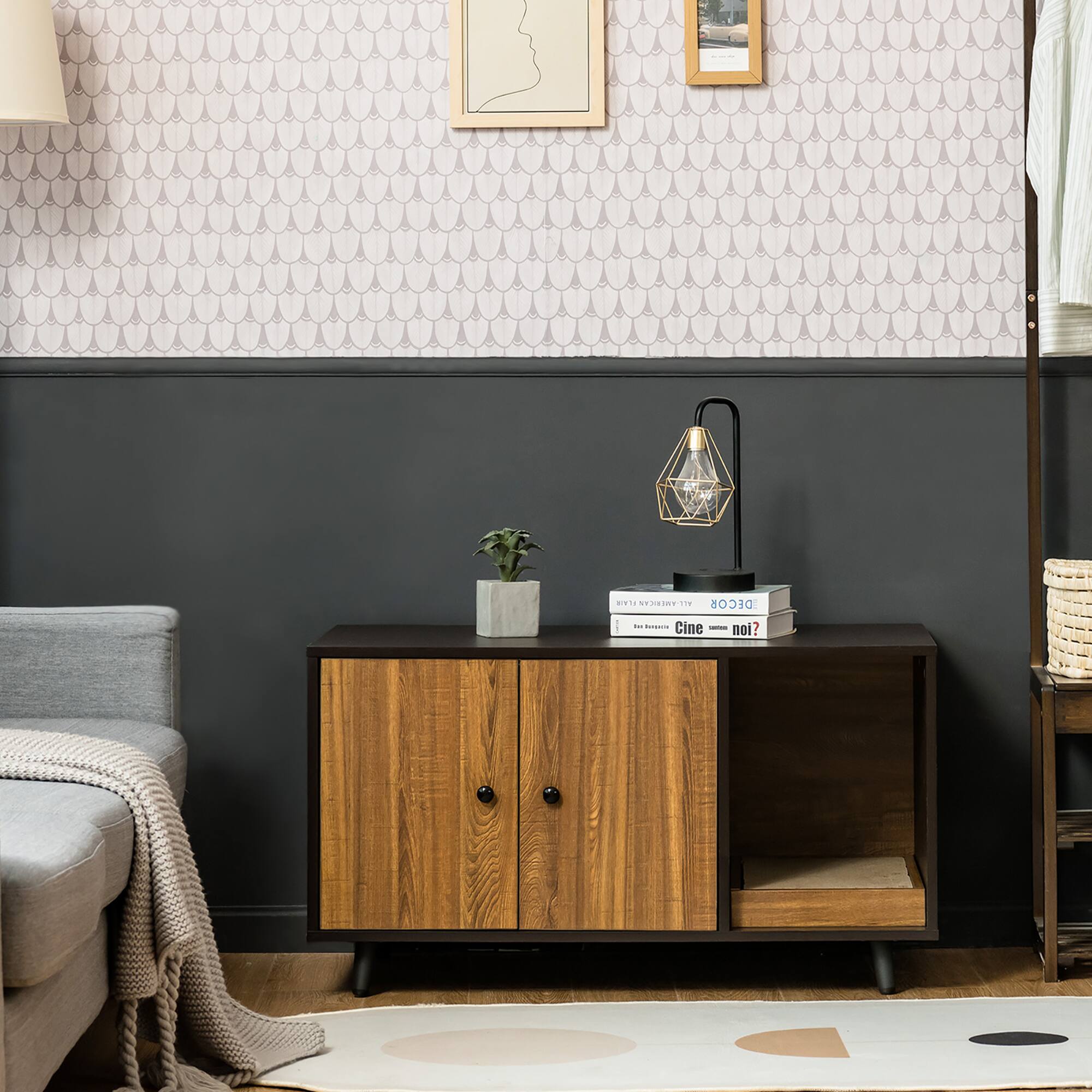 c.l. 21  
the DECOR - Cine ? noi?