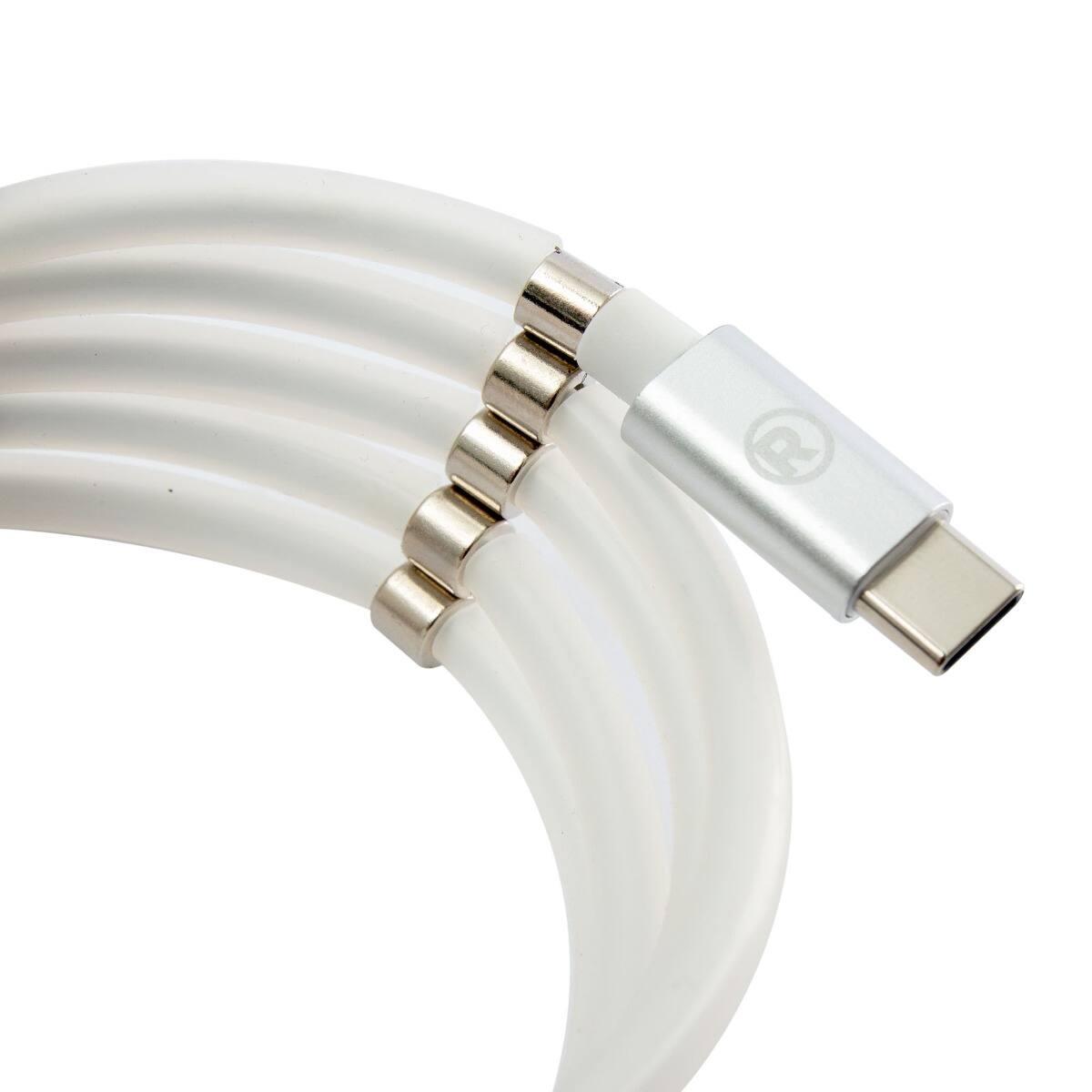 Left. RadioShack - USB to Type C Cable – 3 ft - White.