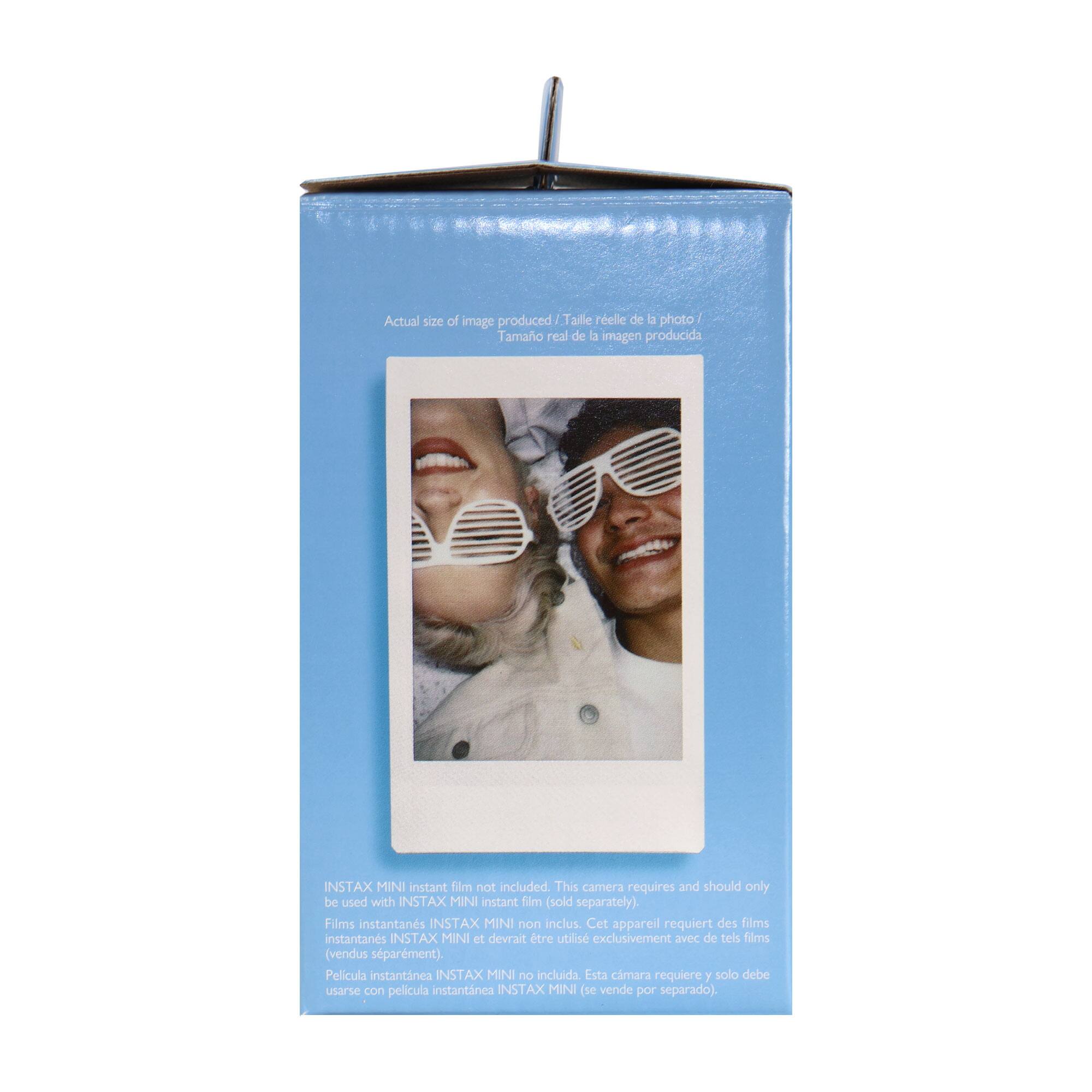 Actual size of image produced  
Taille réelle de la photo  
Tamaño real de la imagen producida  

INSTAX MINI instant film not included  
This camera requires and should only be used with INSTAX MINI instant film (sold separately).  
Films instantanés INSTAX MINI non inclus  
Cet appareil requiert des films instantanés INSTAX MINI et devrait être utilisé exclusivement avec de tels films (vendus séparément).  
Película instantánea INSTAX MINI no incluida  
Esta cámara requiere y solo debe usarse con película instantánea INSTAX MINI (se vende por separado).